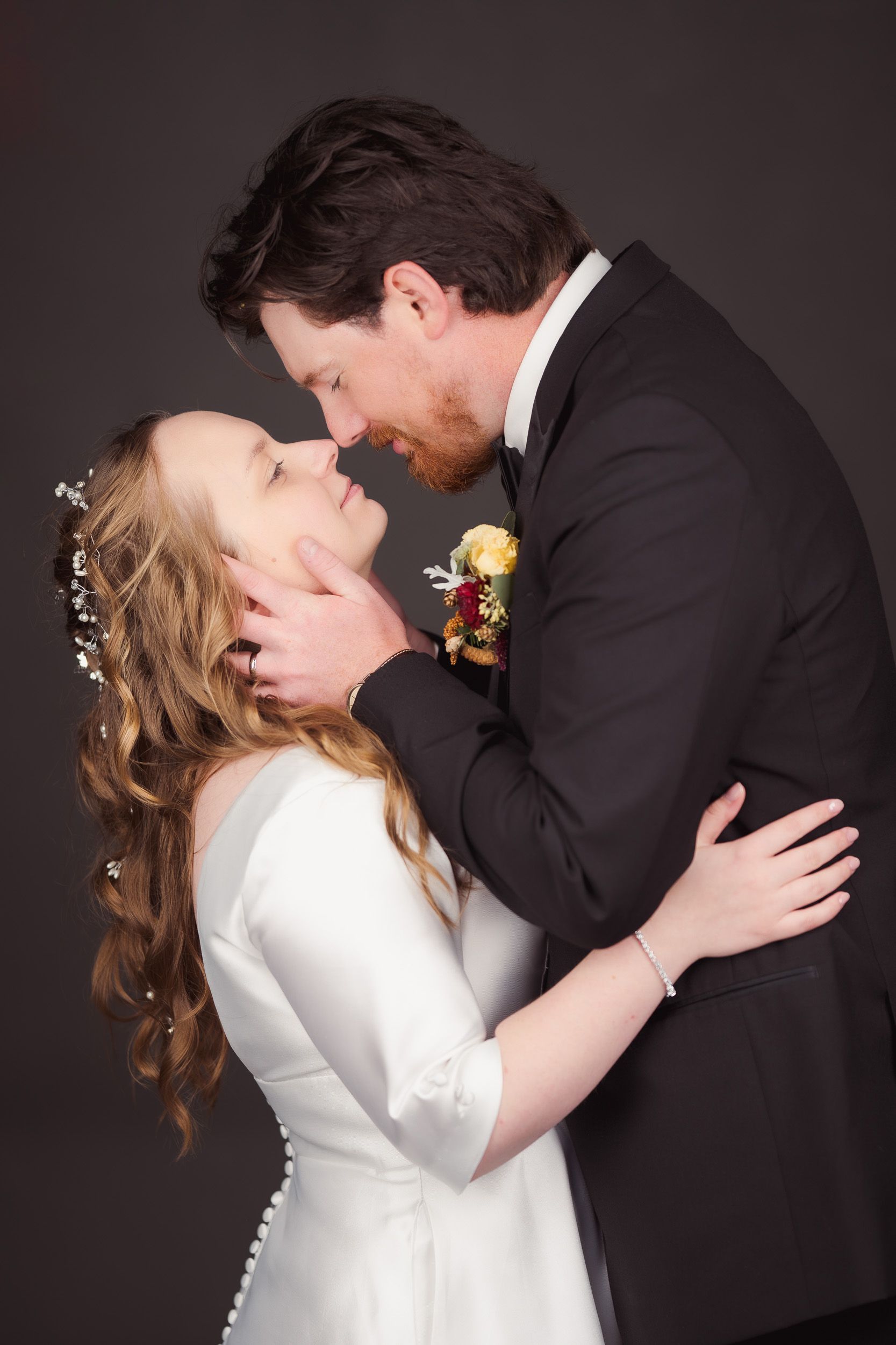 Wedding at the retro suites, beautiful, elegant wedding photography