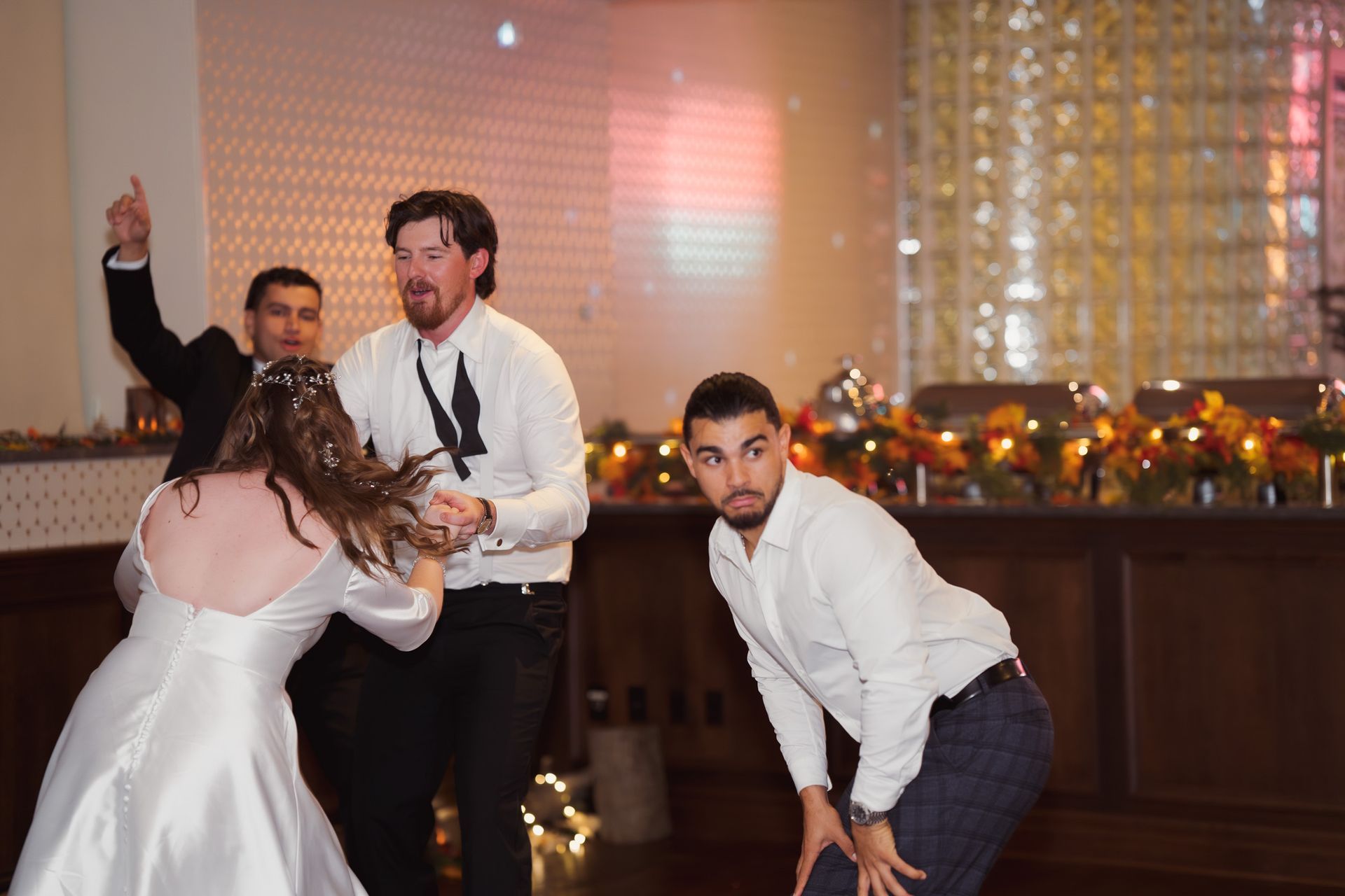 Wedding at the retro suites, beautiful, elegant wedding photography