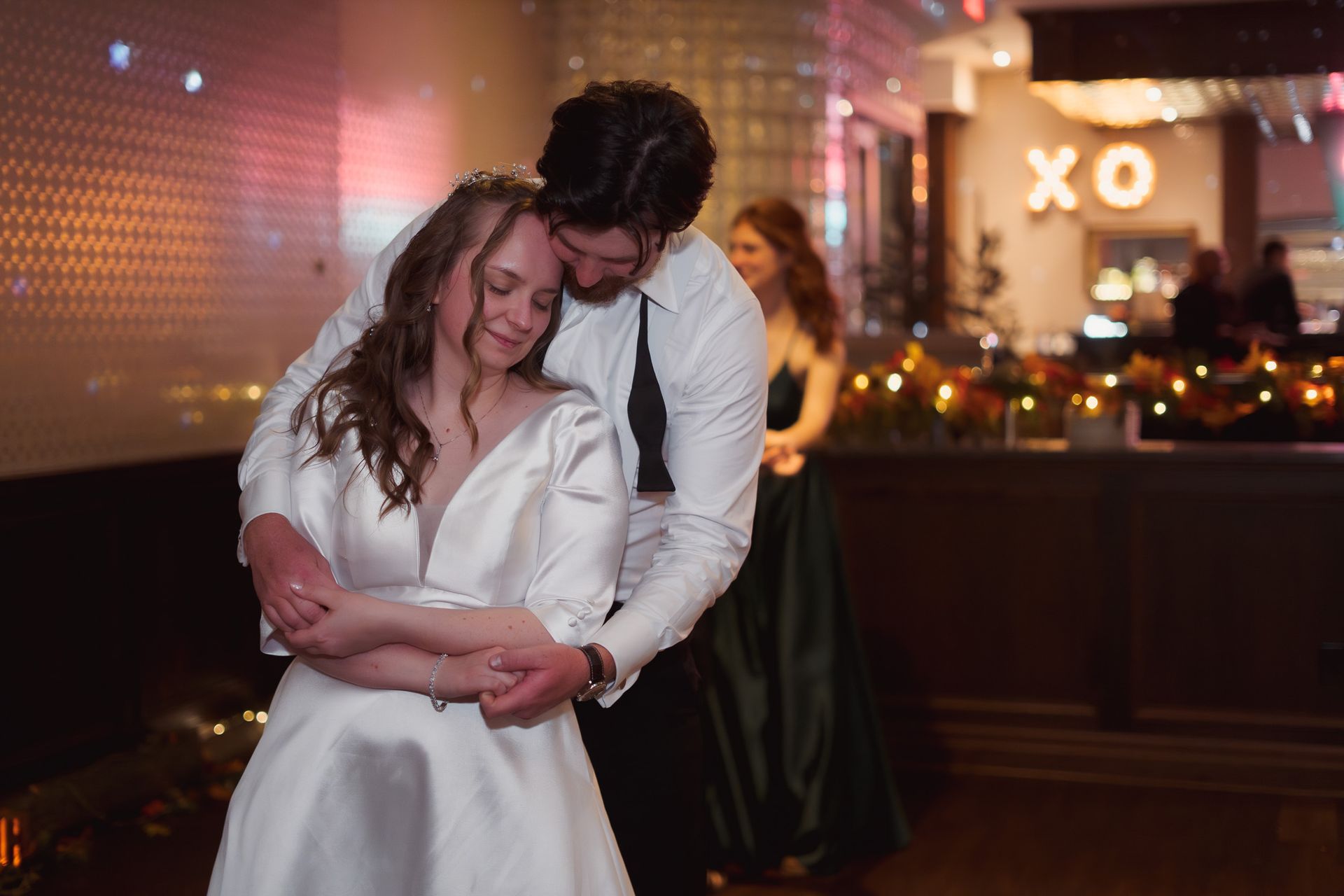 Wedding at the retro suites, beautiful, elegant wedding photography