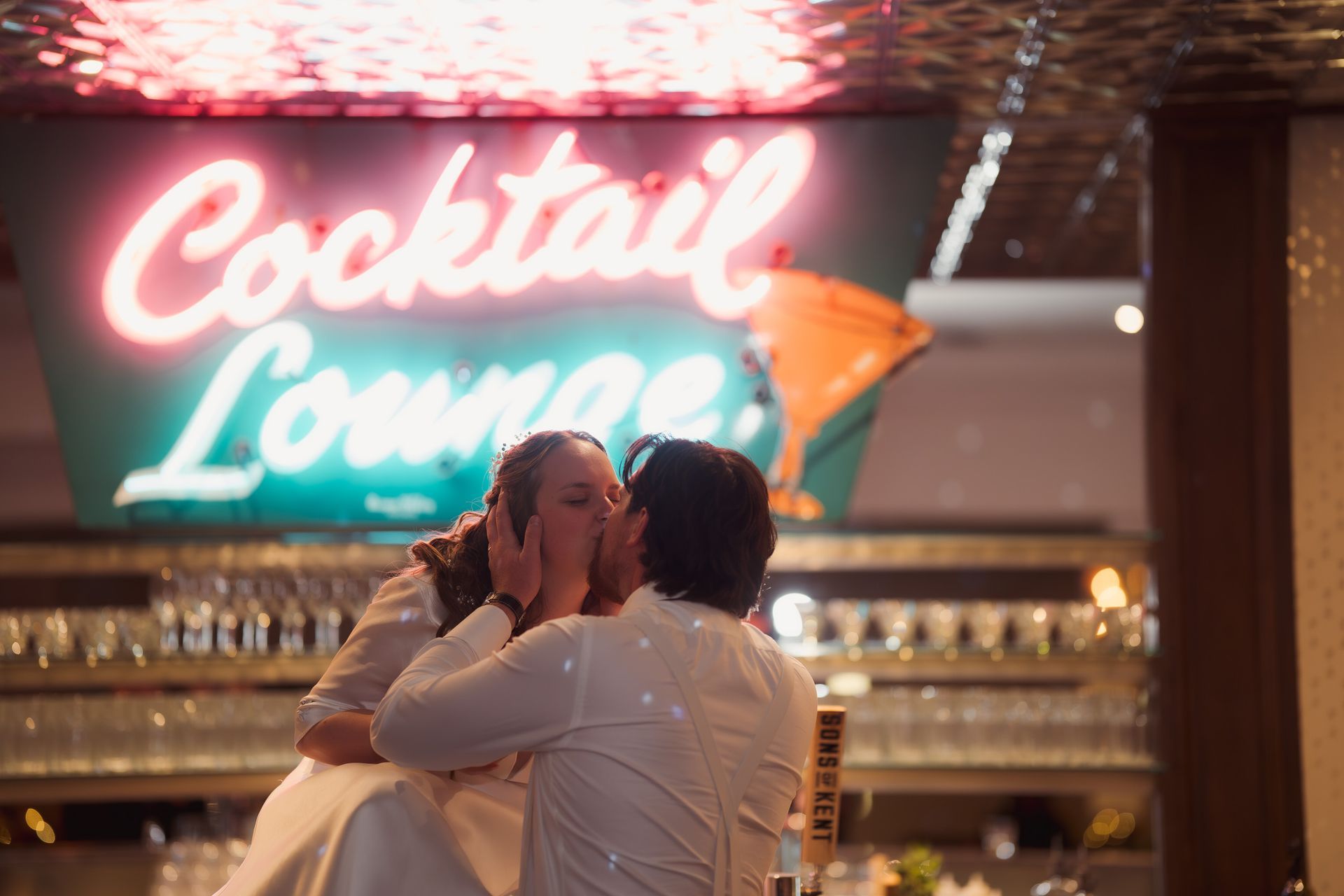 Wedding at the retro suites, beautiful, elegant wedding photography