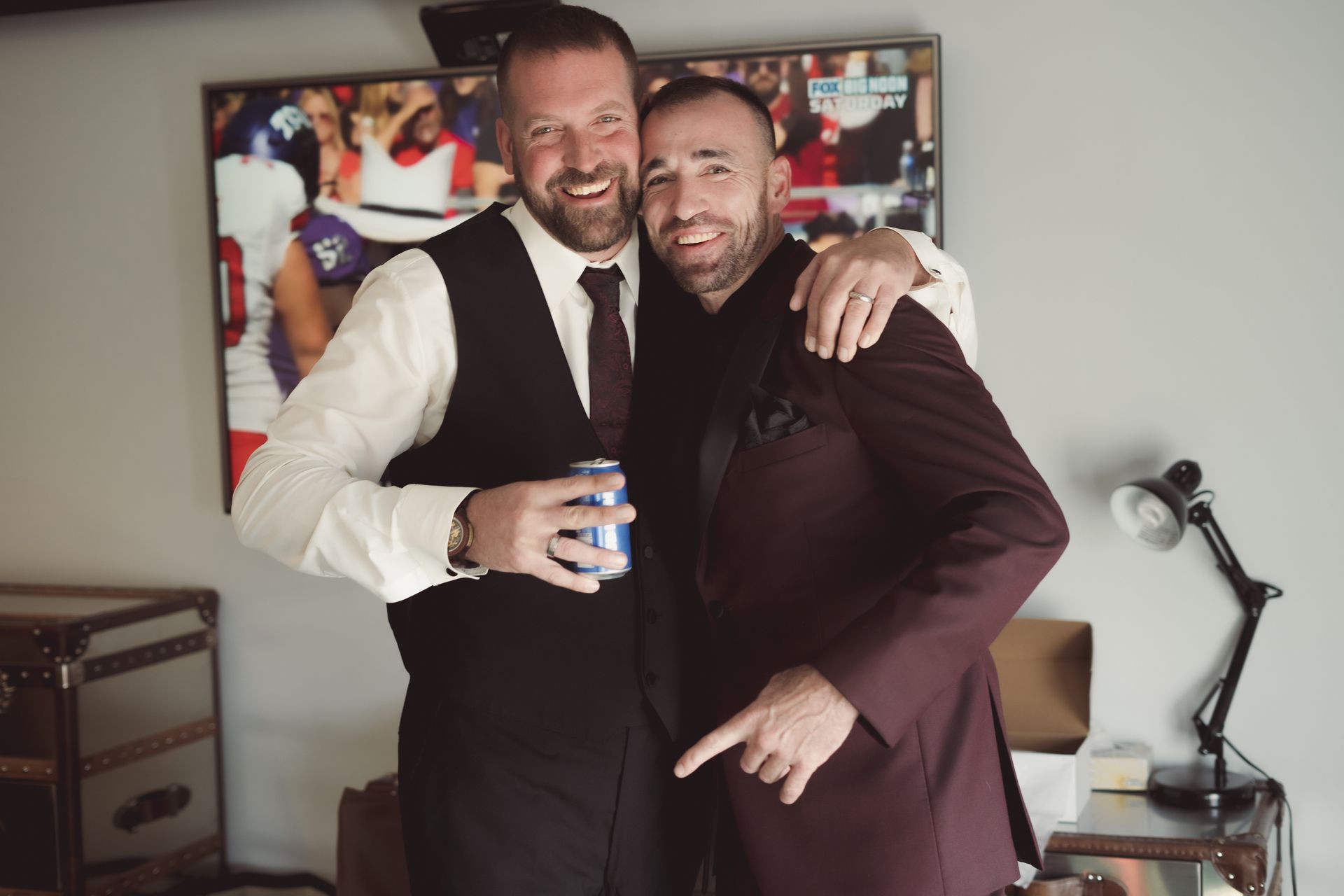 groom with groomsman candid photo, Retro Suites Hotel, vintage wedding