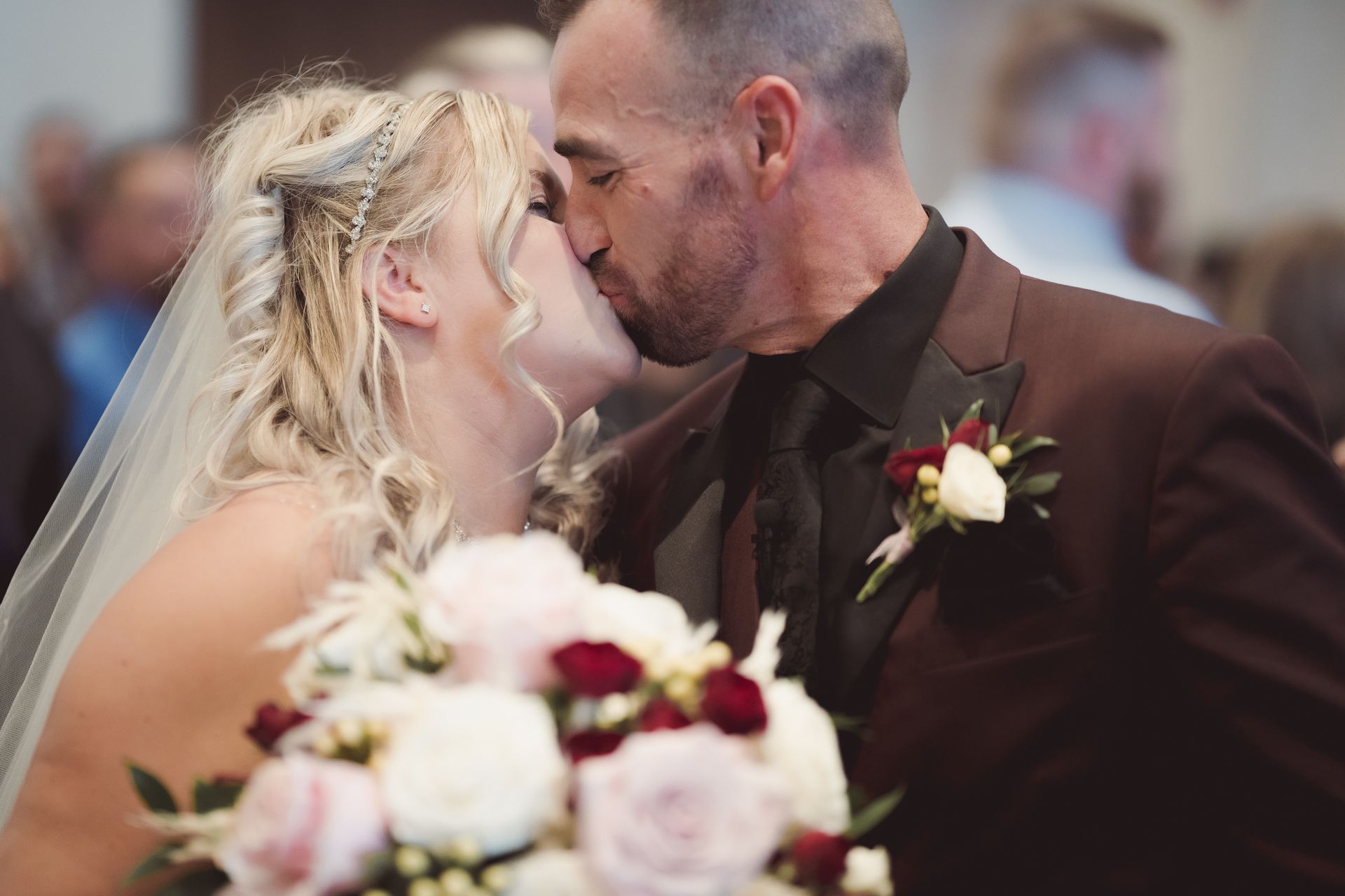 bride and groom, romantically, kissing, Retro Suites Hotel, vintage wedding