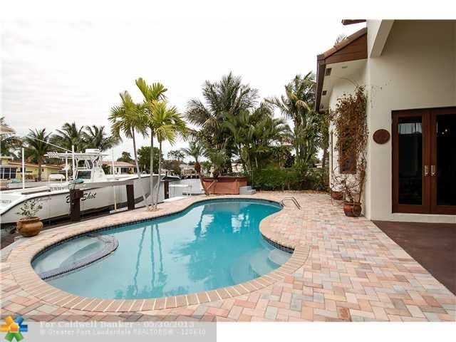 Private dock, boaters paradise steps to the intercoastal. Ocean Access.