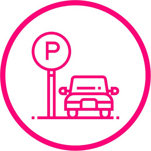 Señal de estacionamiento de color rosa con un automóvil dentro de un círculo rosa.
