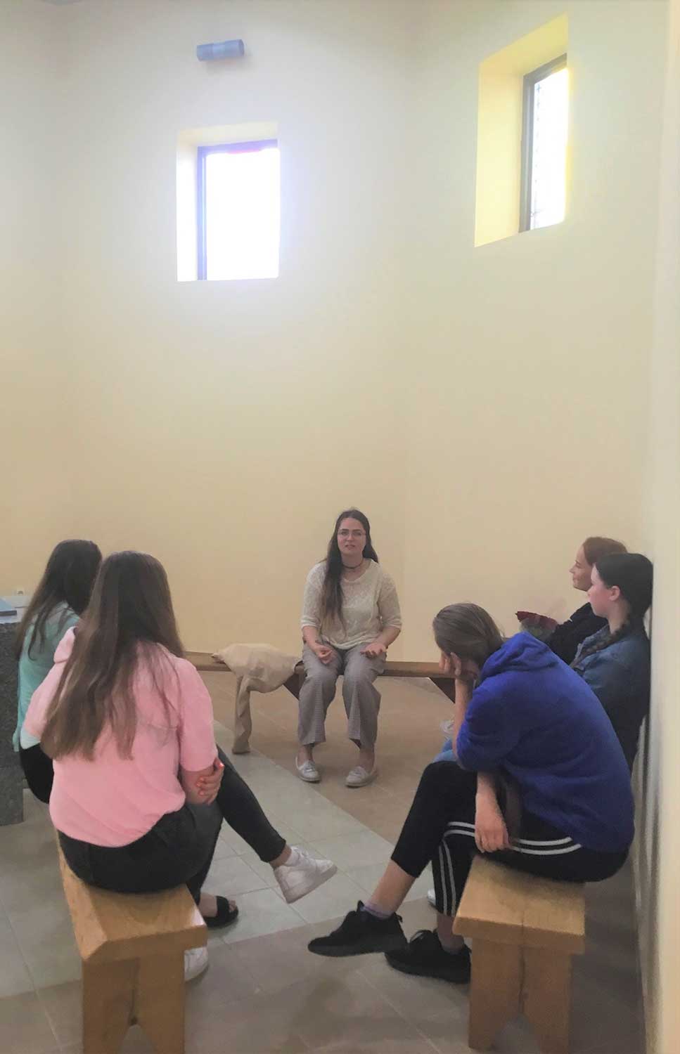 2020 07 05 Domeikavos parapijoje jaunuoliai dalyvavo programoje „Esi vertas daugiau“