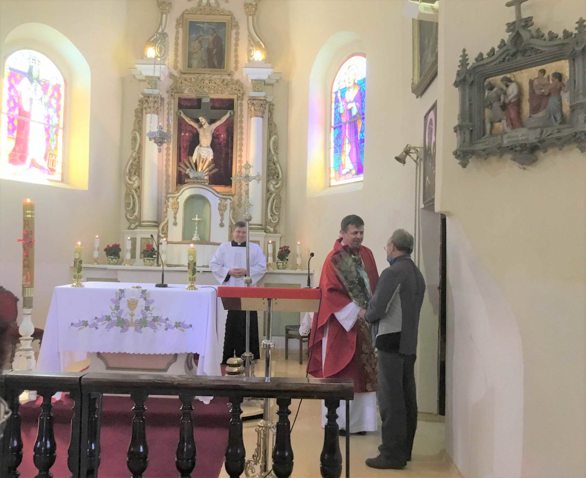 Parapijos gyvenimas nuo Velykų iki Sekminių karantino metu