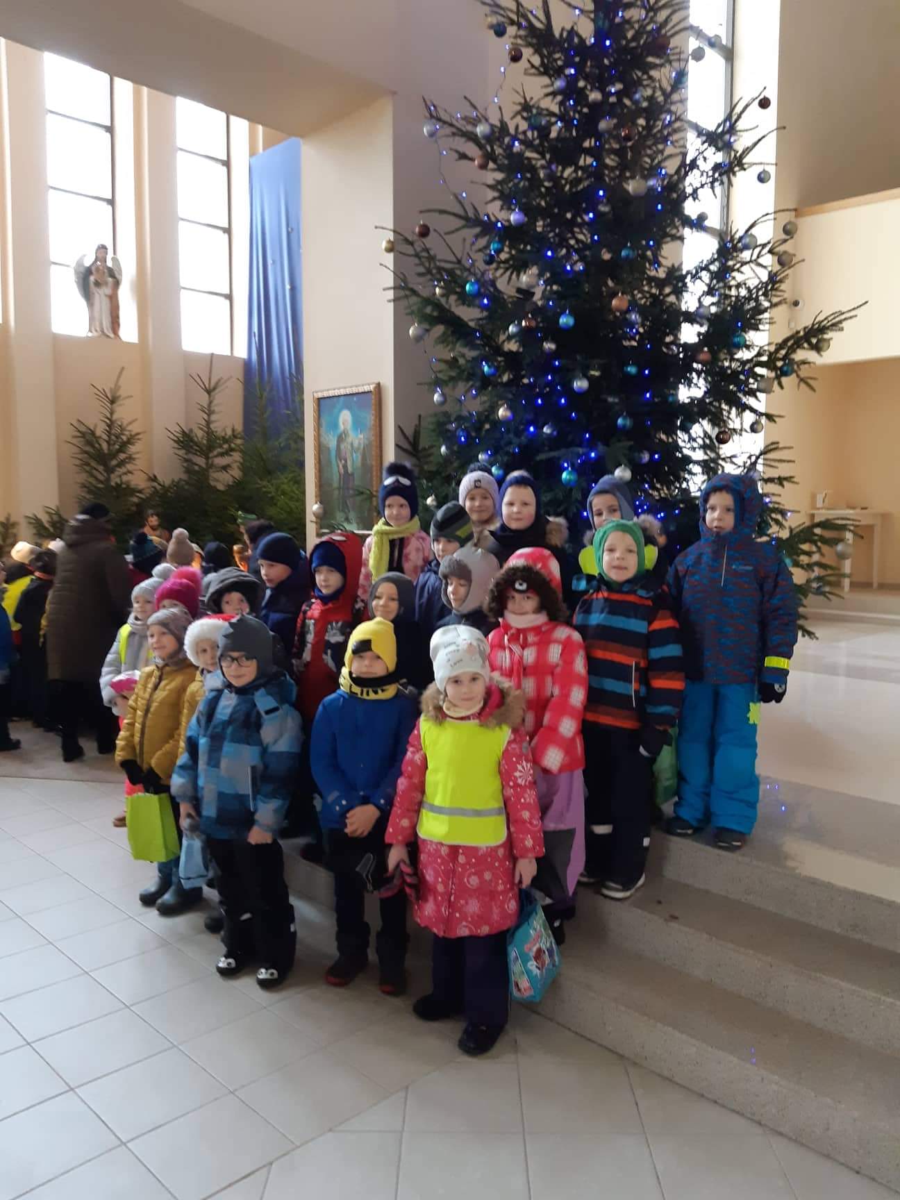 Caritas gerumo akcijoje dalyvavo vaikai