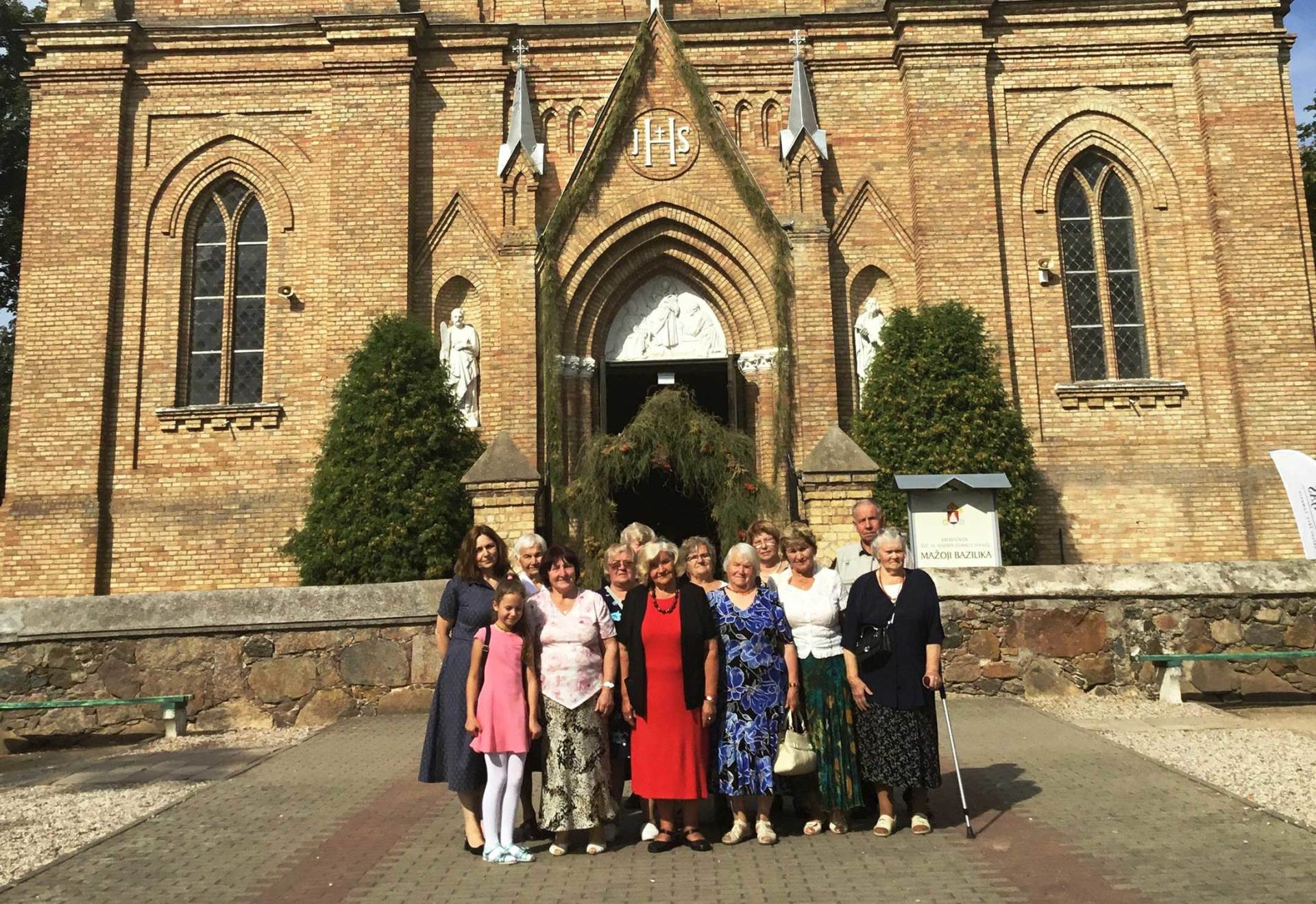 Domeikavos ir Lapių piligrimai Žolinės atlaiduose Krekenavoje