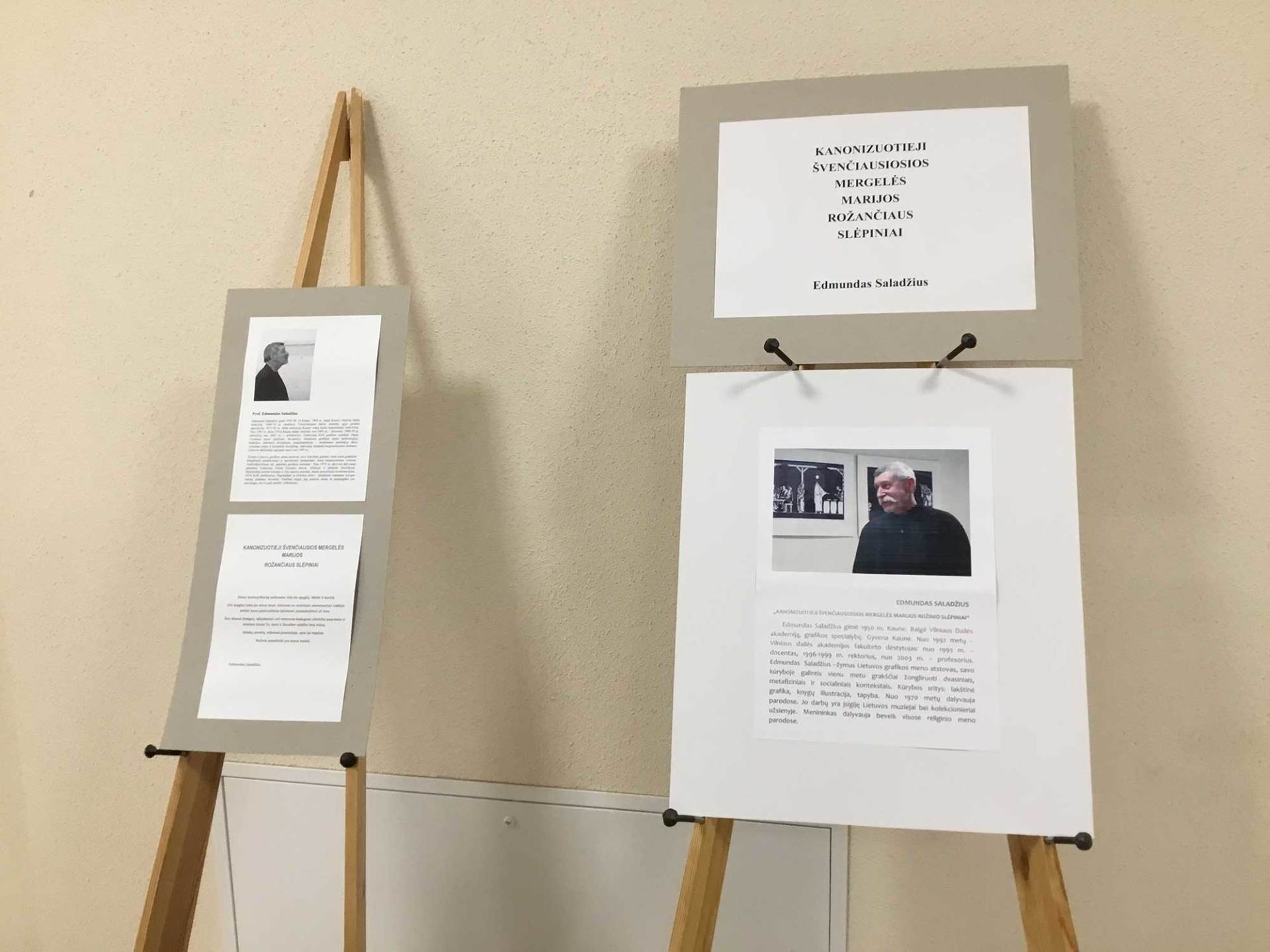 Domeikavos parapijoje atidaryta E. Saladžiaus grafikos darbų paroda