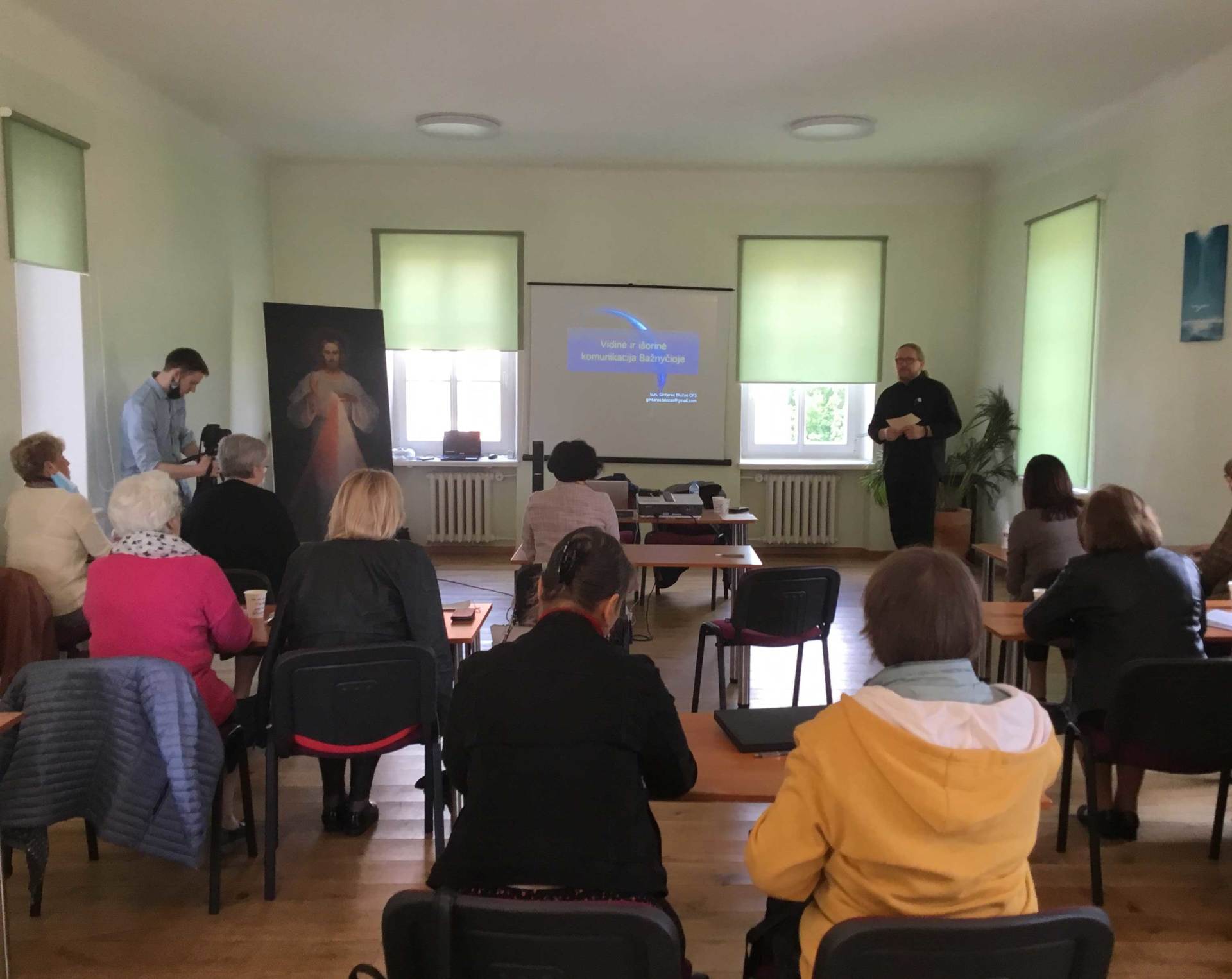 Domeikavos parapijos bendradarbiai žinias atnaujino ugdymo seminaruose