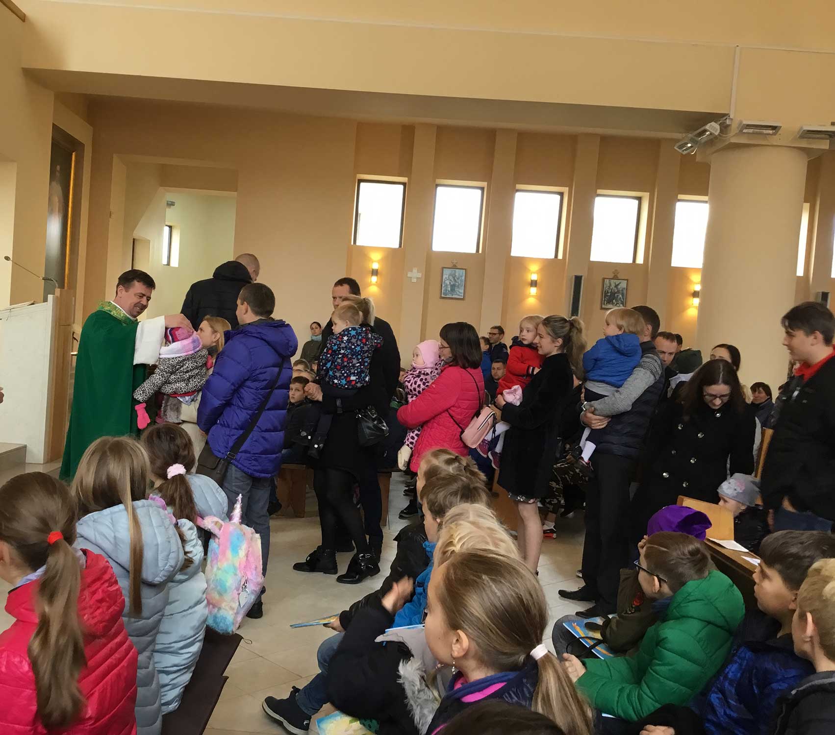 Viešpaties palaiminimas šiais metais pakrikštytiems ir susituokusiems