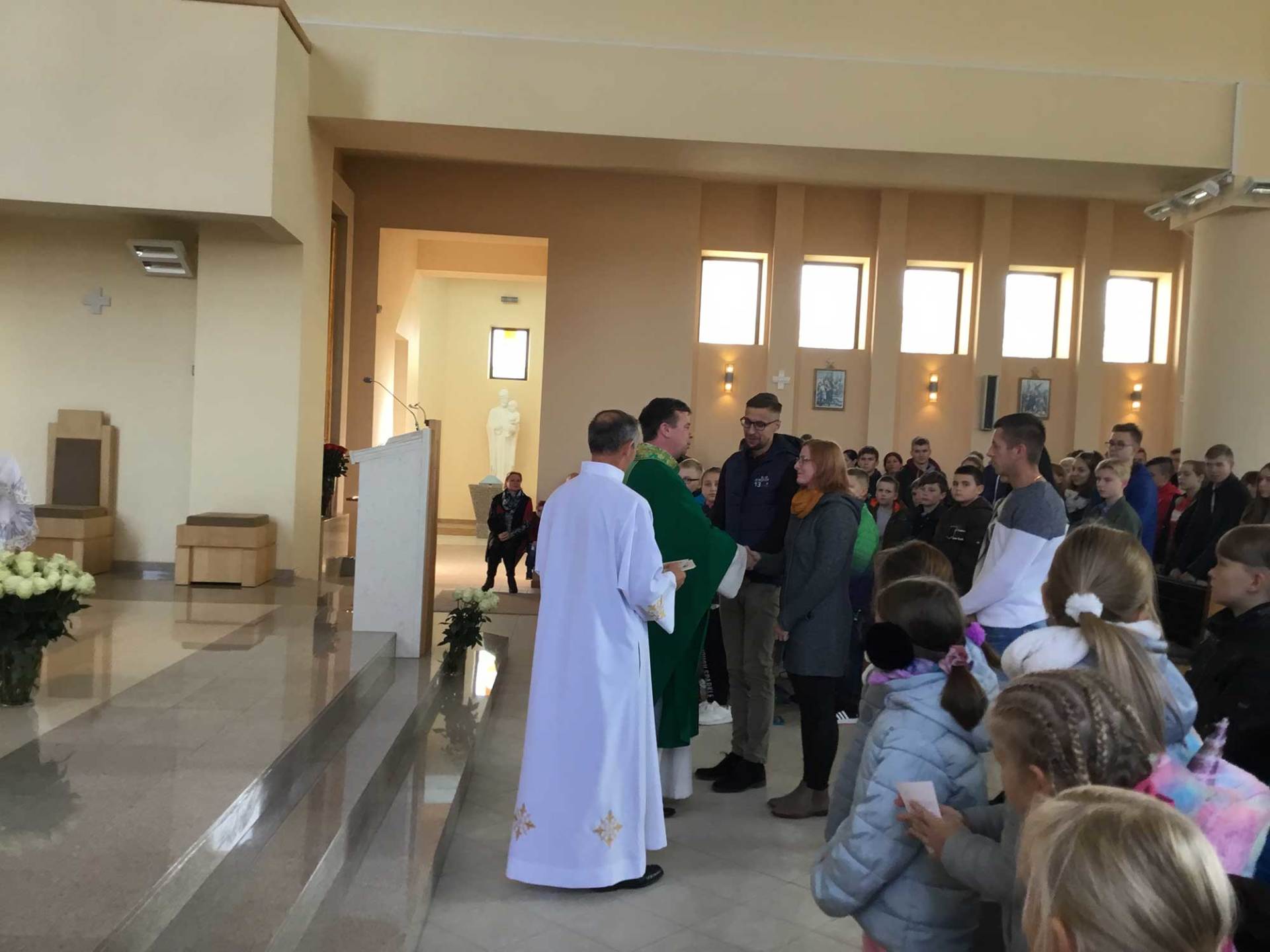 Viešpaties palaiminimas šiais metais pakrikštytiems ir susituokusiems