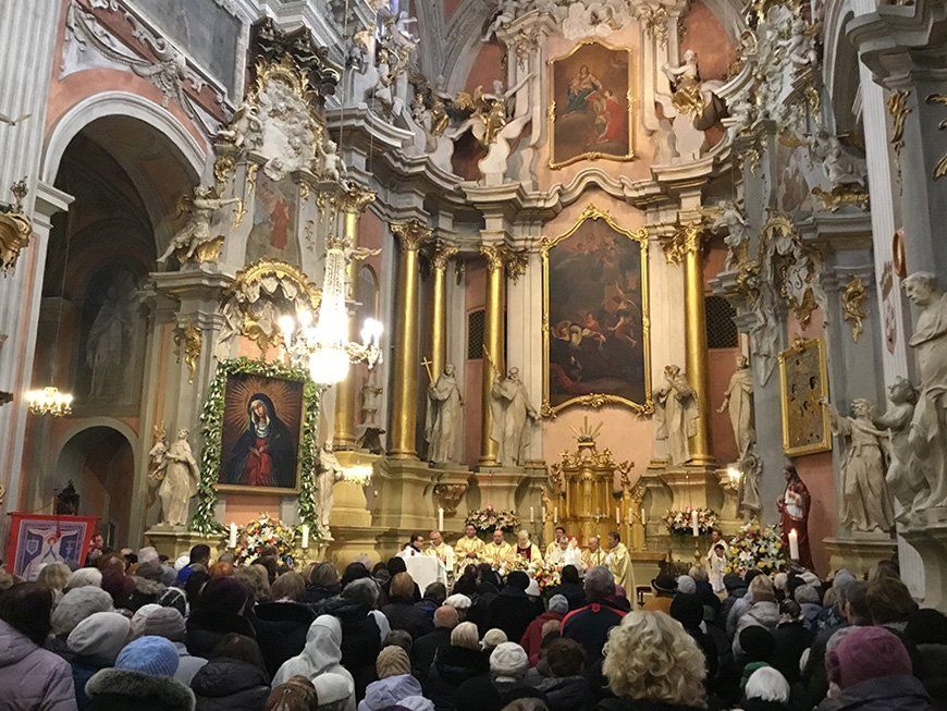 Aušros vartų Motinos globos atlaiduose