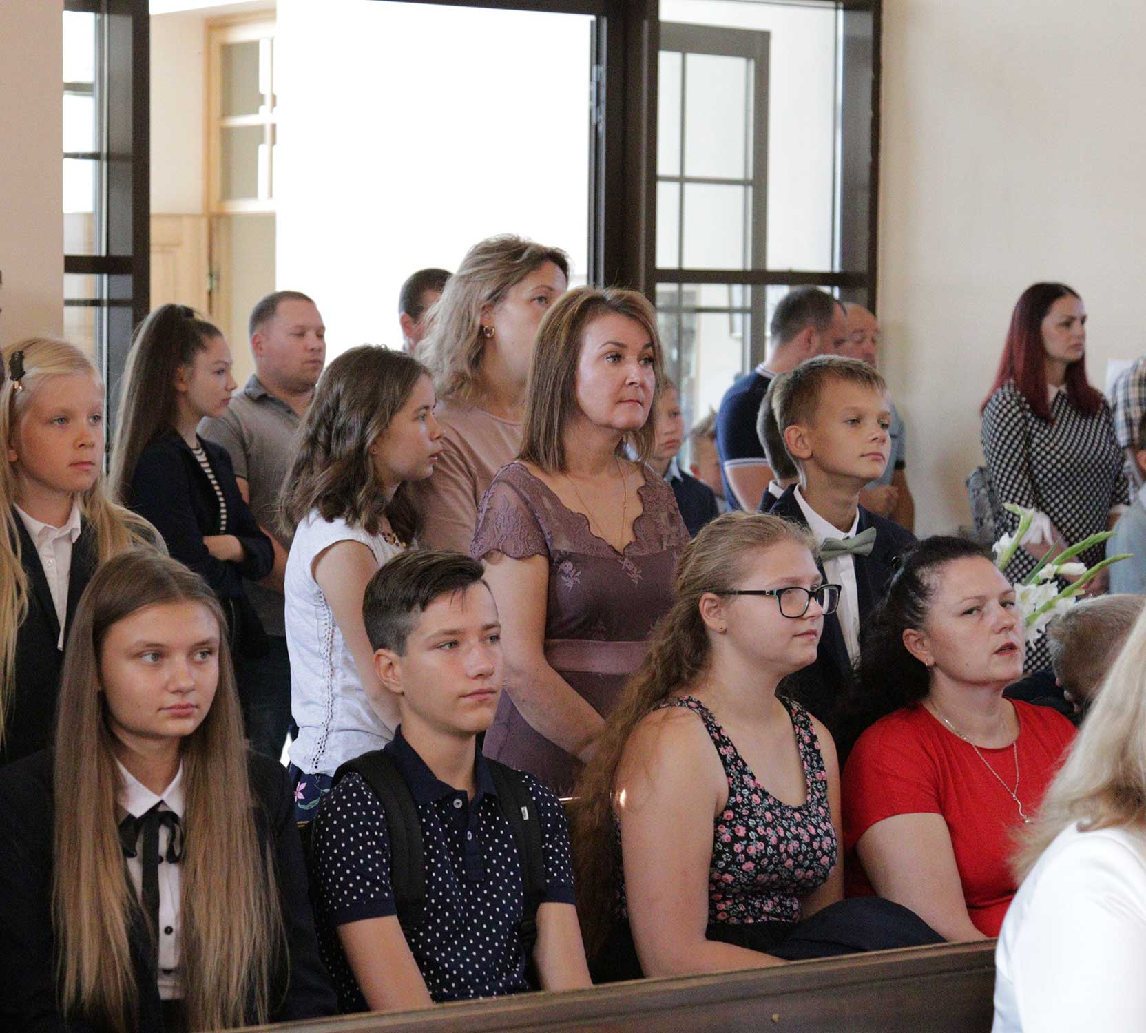 Domeikavos bažnyčioje malda pradedame naujus mokslo metus