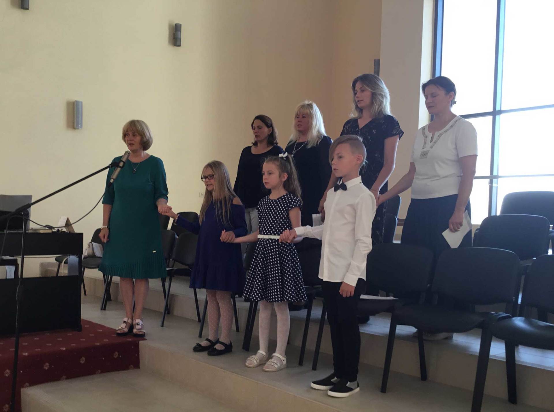 Domeikavos bažnyčioje malda pradedame naujus mokslo metus