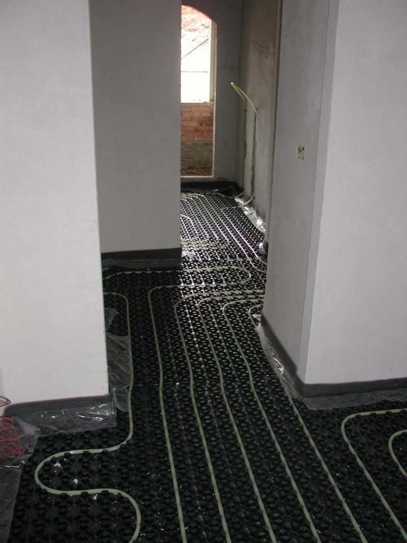 Installazione pannelli per il riscaldamento