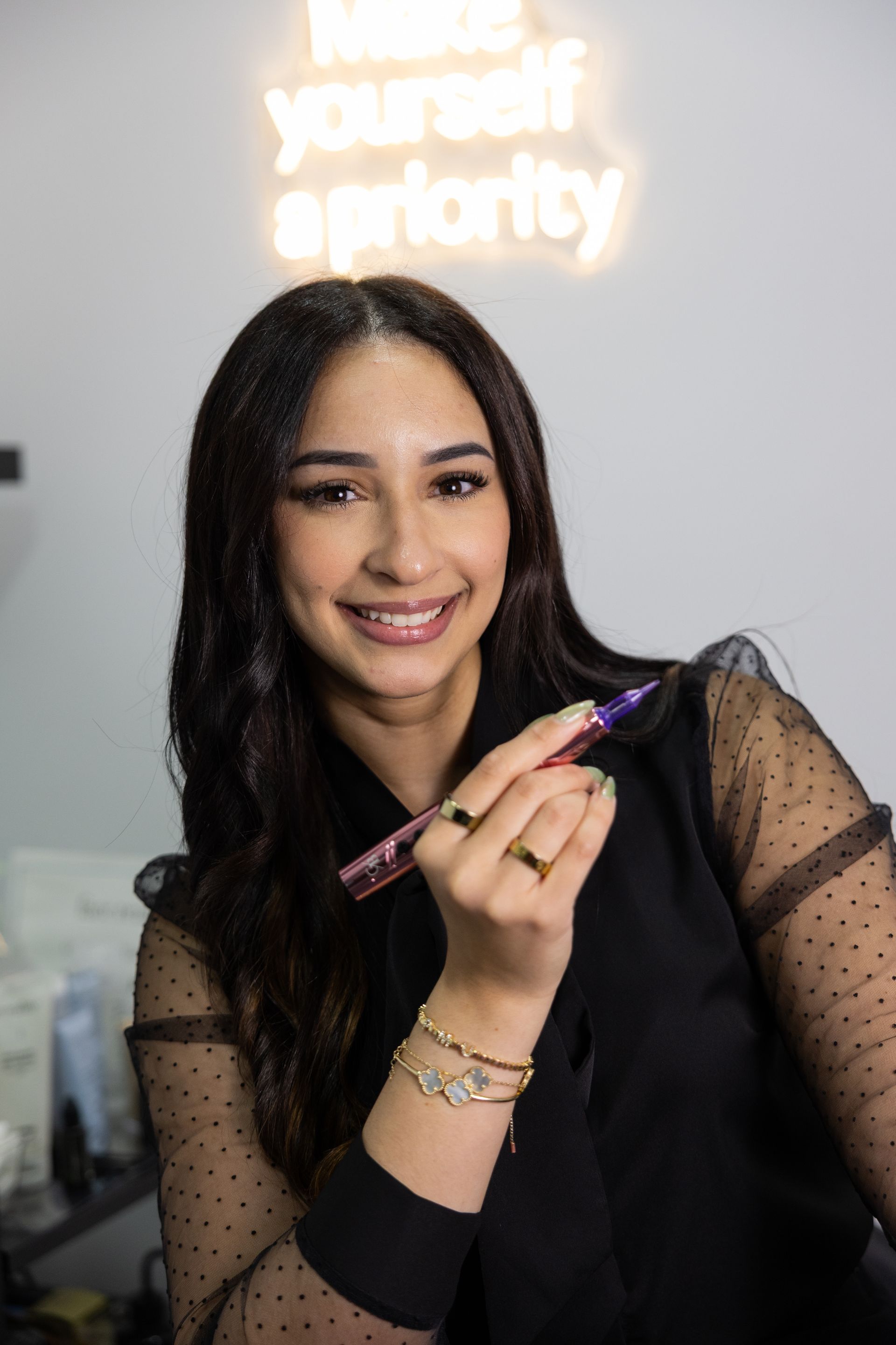 Shilkys, permanent makeup artist at Evara Studios