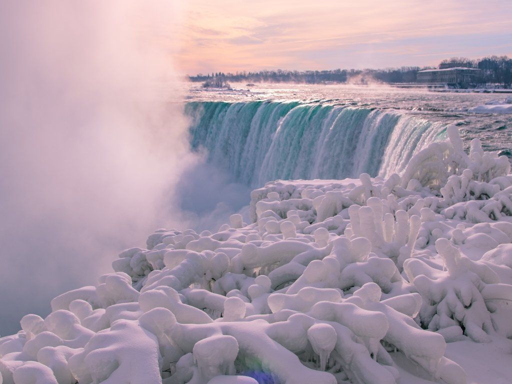 Niagara Falls in the winter, daytime view