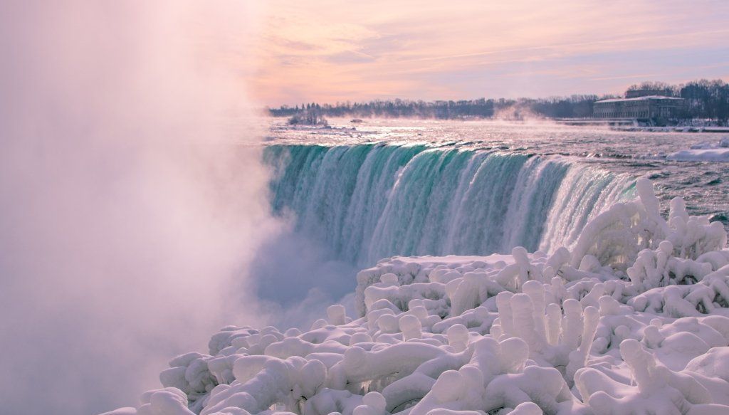 NIagara Falls in winter