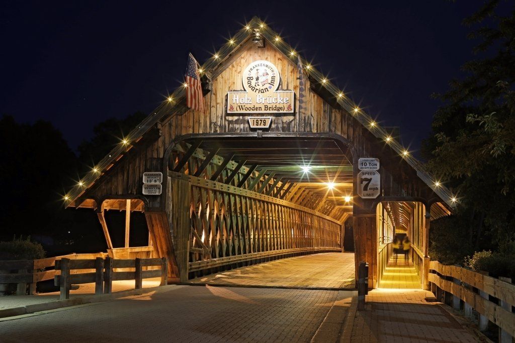 Frankenmuth covered bridge at night