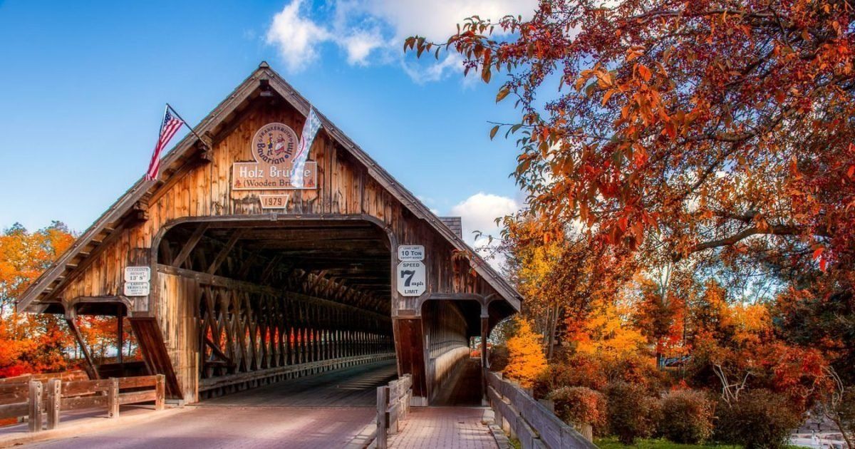 Frankenmuth Covered Bridge in fall - credit Frankenmuth