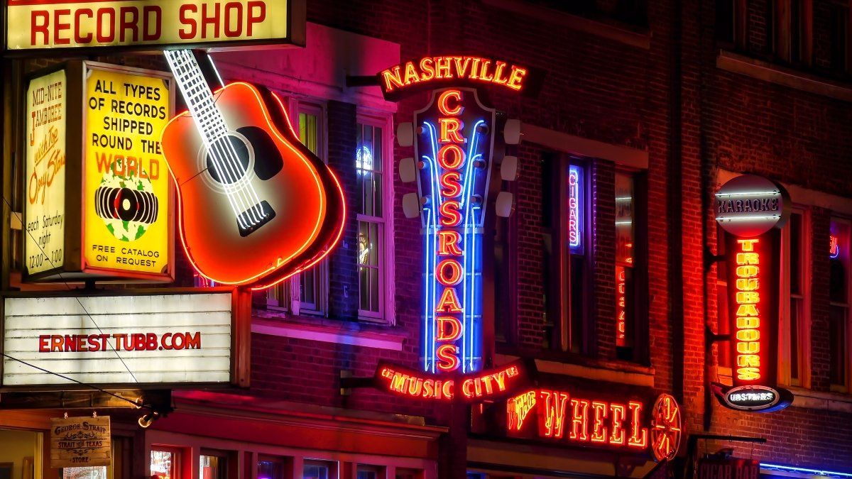 Neon Lights of Nashville