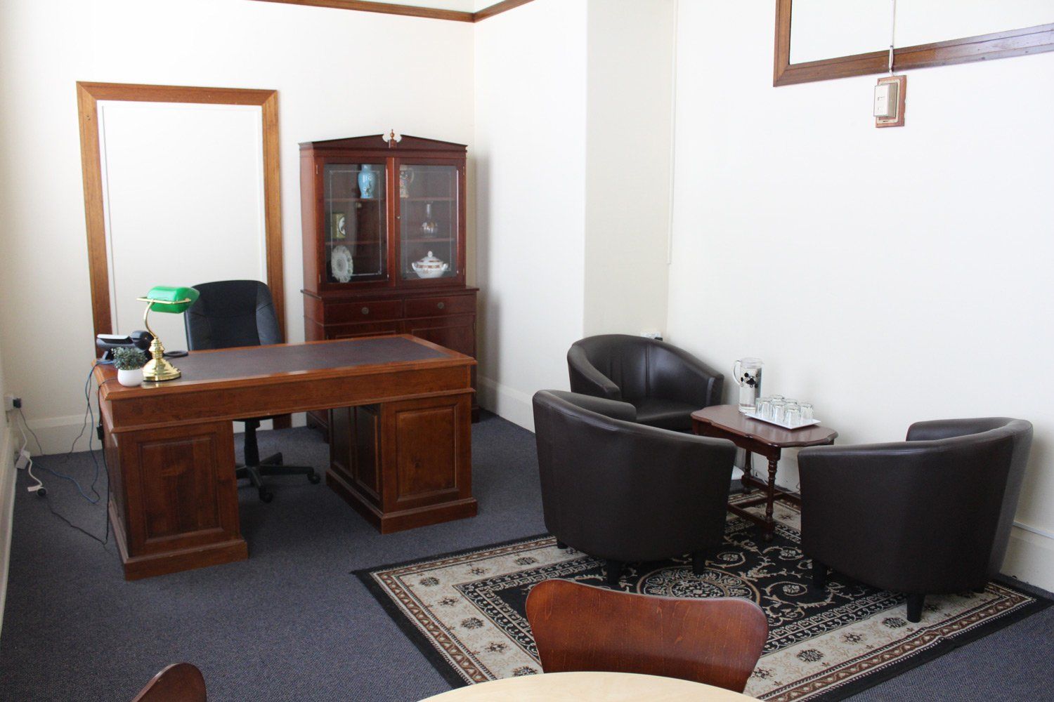 8 seater mediation assessment room