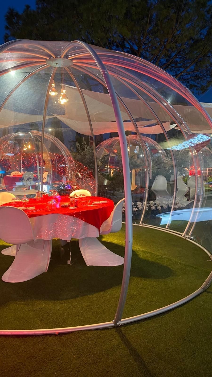 Foto dell'interno dell'igloo a San Valentino del Class Ristorante Cocktail Bar Roma