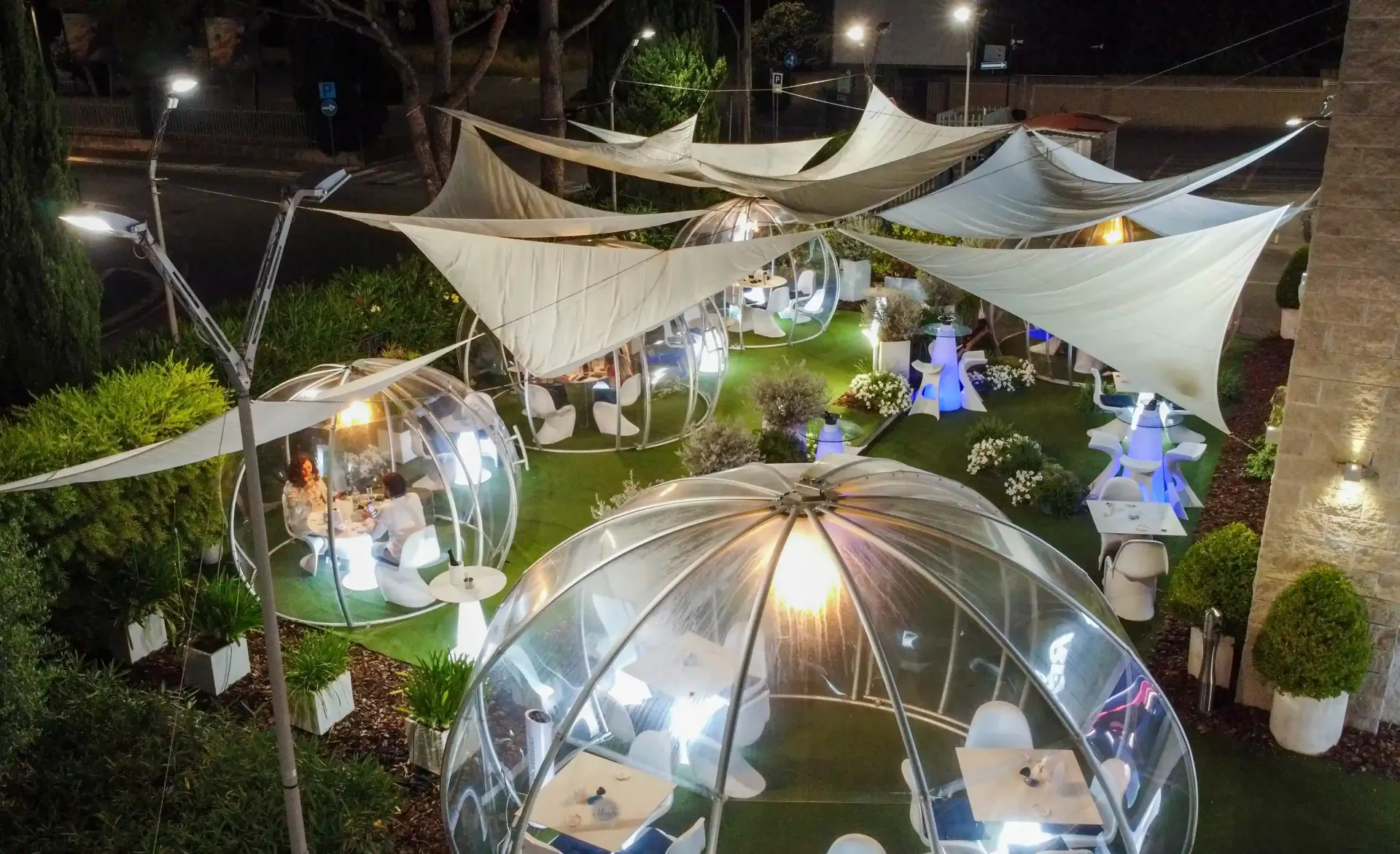 Foto dell'igloo garden del CLASS Ristorante a Roma