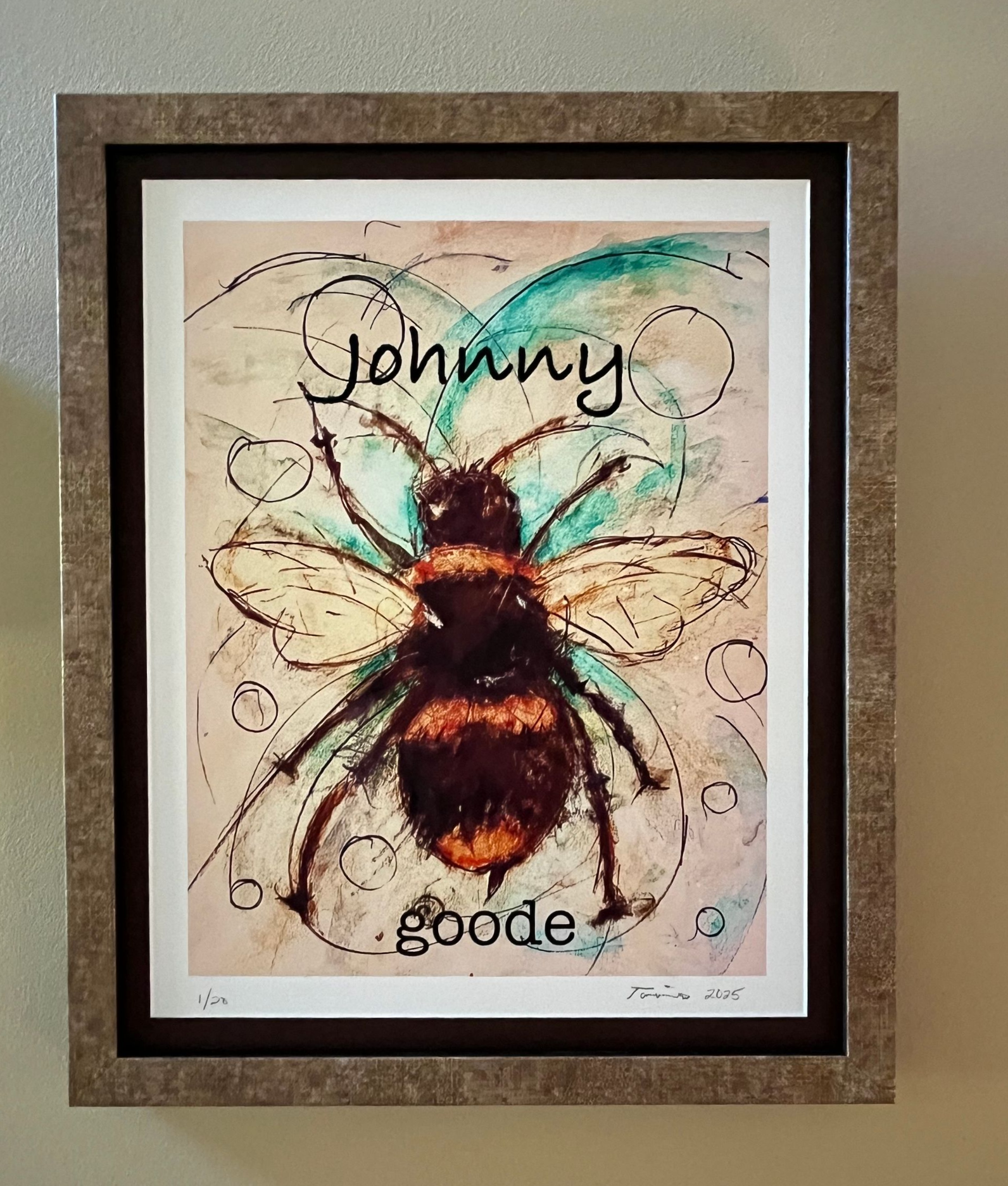 Johnny the bee