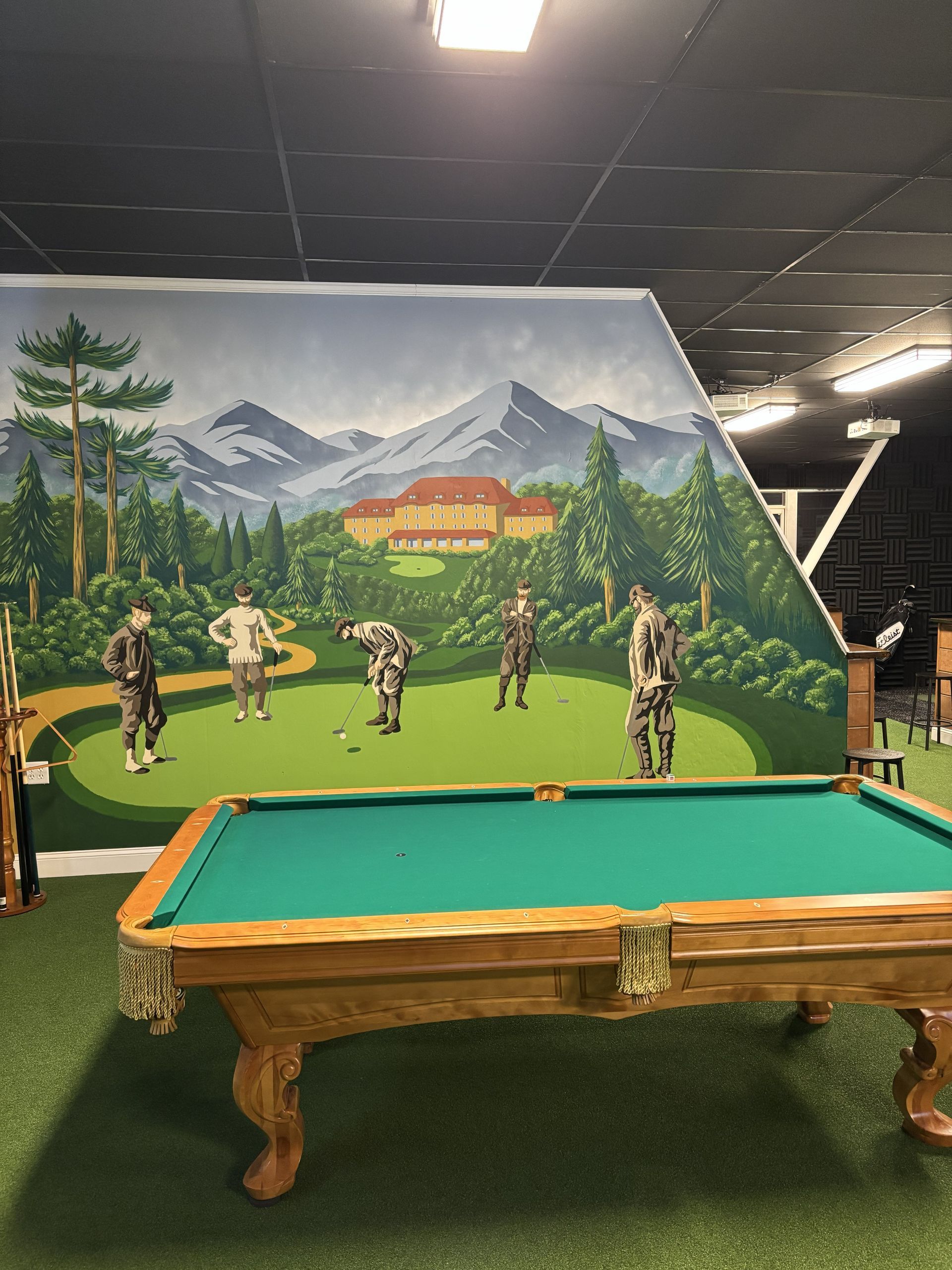 golf bar in asheville