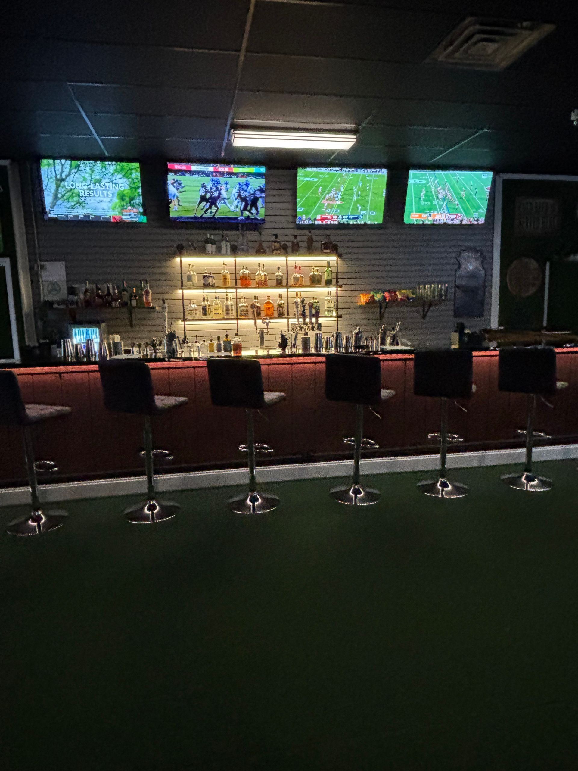 sports games on tv at bar