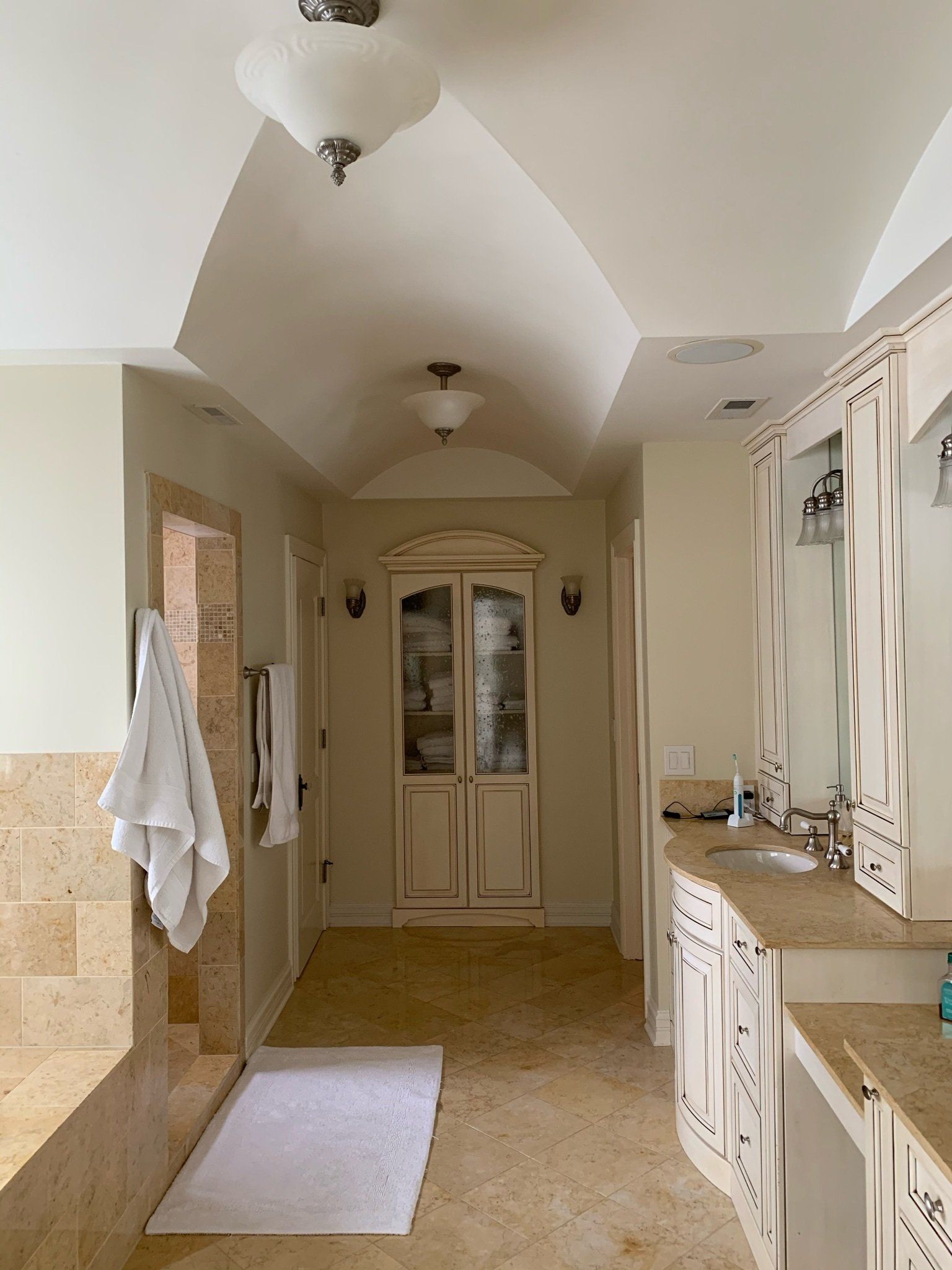 Living Room — Northbrook, IL — Bill Schneeberger Paint and Decorating