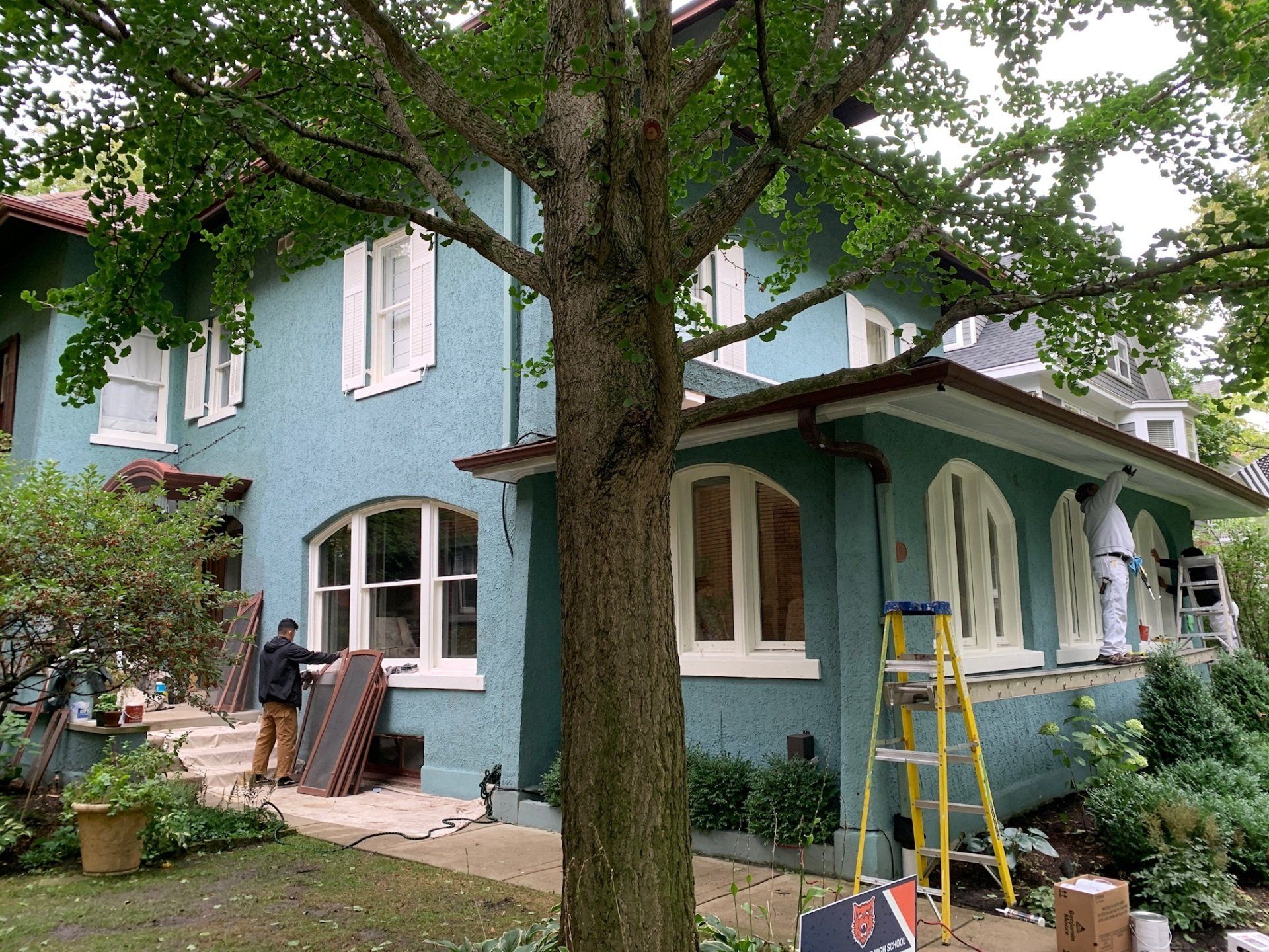 Exterior House Pillars — Northbrook, IL — Bill Schneeberger Paint and Decorating