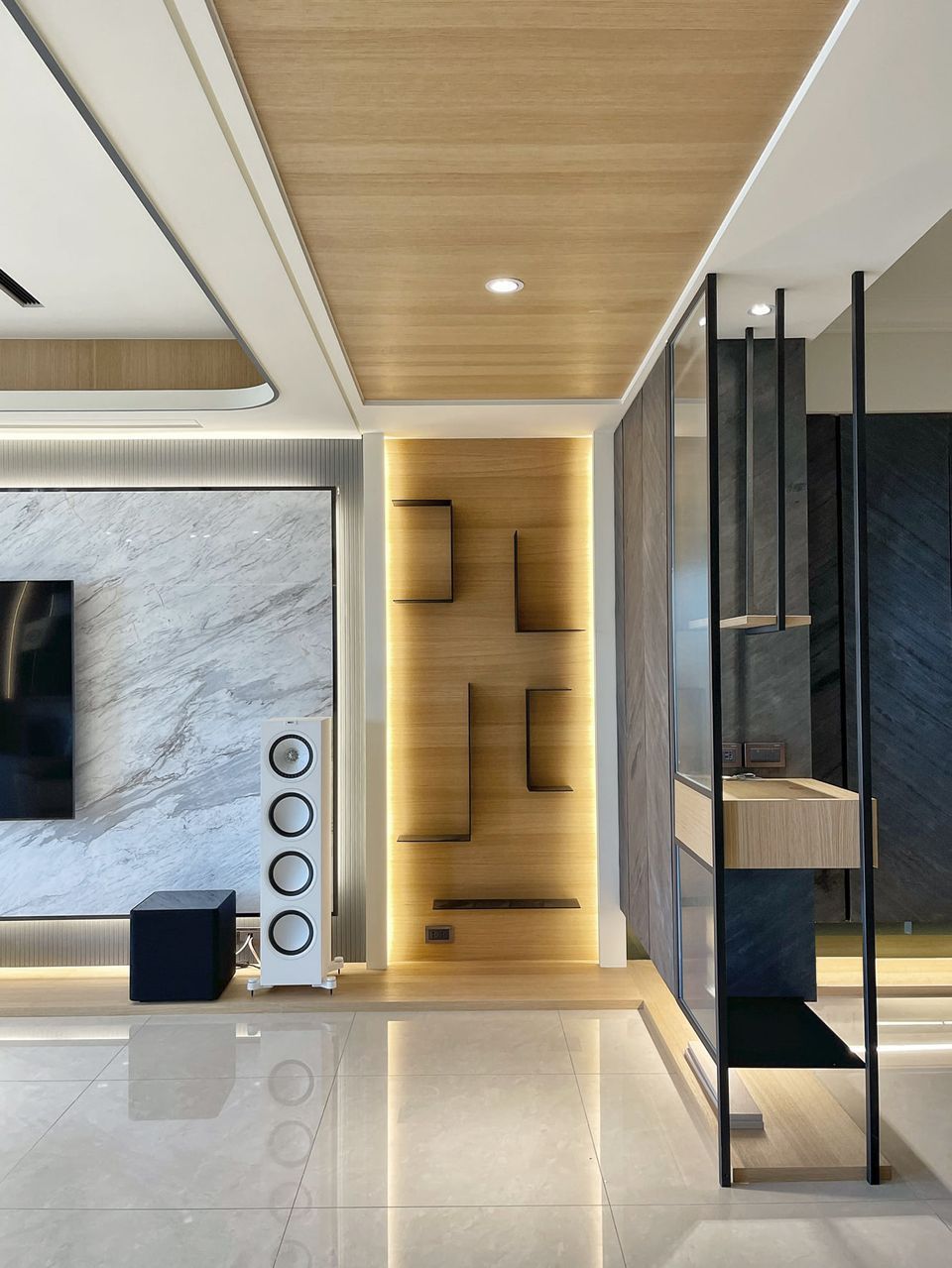 高雄 沈穩輕奢宅｜米平方空間設計 - 高雄室內設計 / 高雄老屋翻新