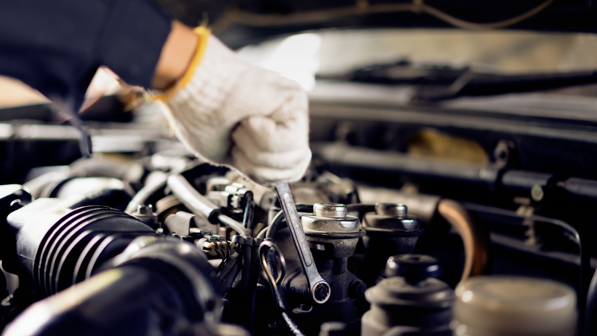 Factory Maintenance and Scheduled Service in Portland, OR | West Coast Overland
