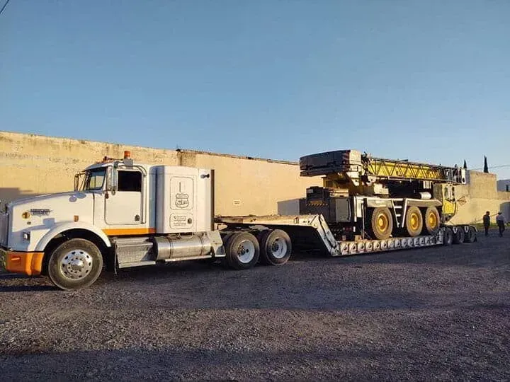 SANDRE TRANSPORTE DE MAQUINARIA