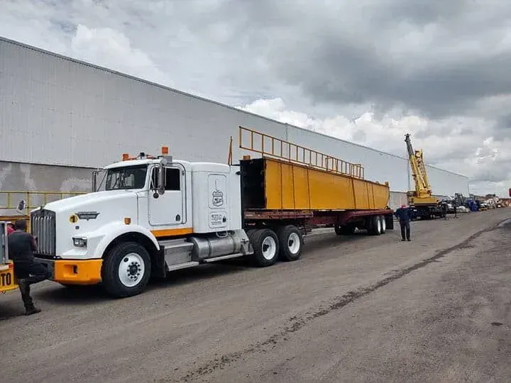 SANDRE TRANSPORTE DE MAQUINARIA