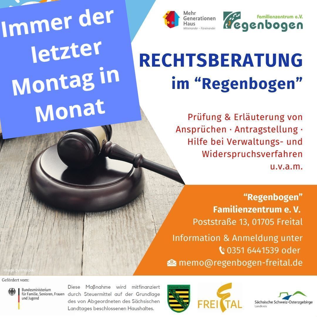 Holzhammer mit Paragrafenzeichen