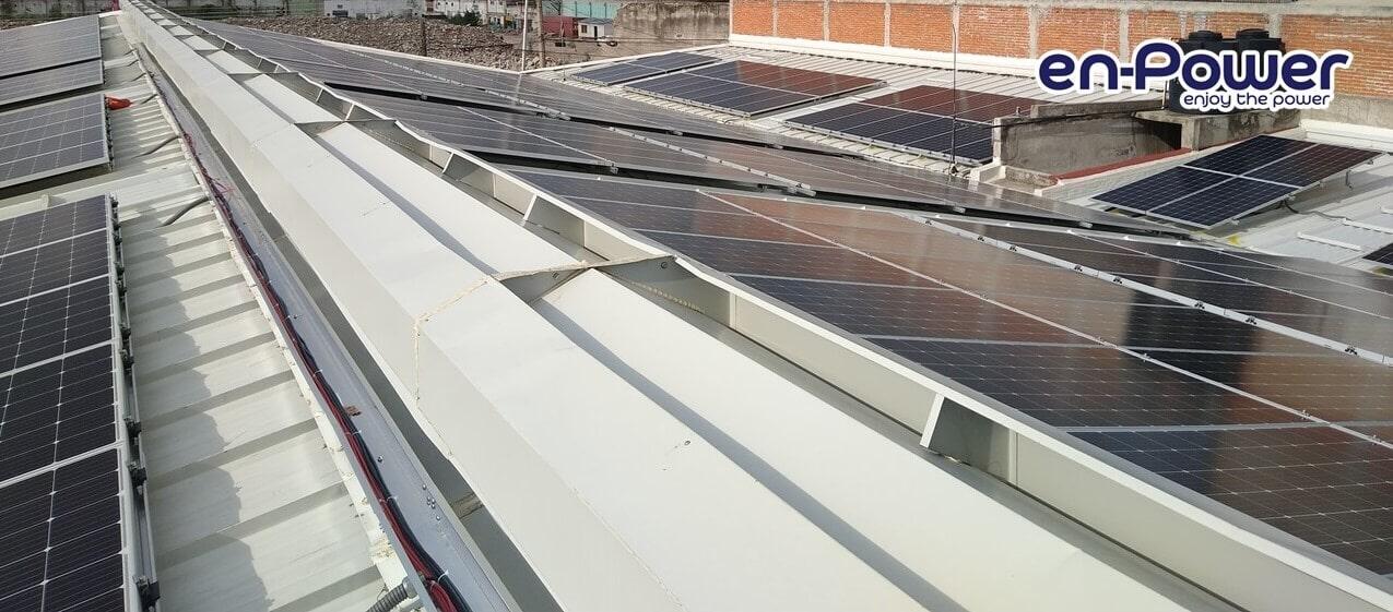 ENPOWER - Paneles solares en industria