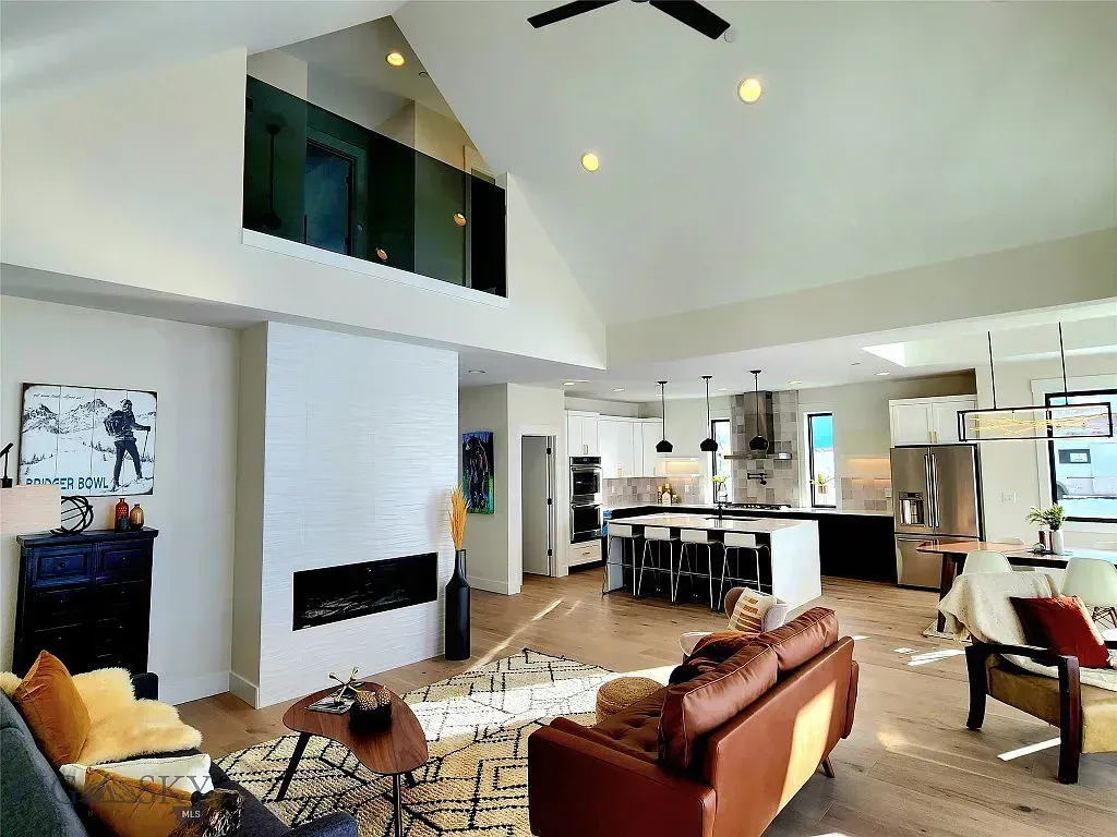 A custom open floor plan home in Bozeman MT by Cavallini Construction