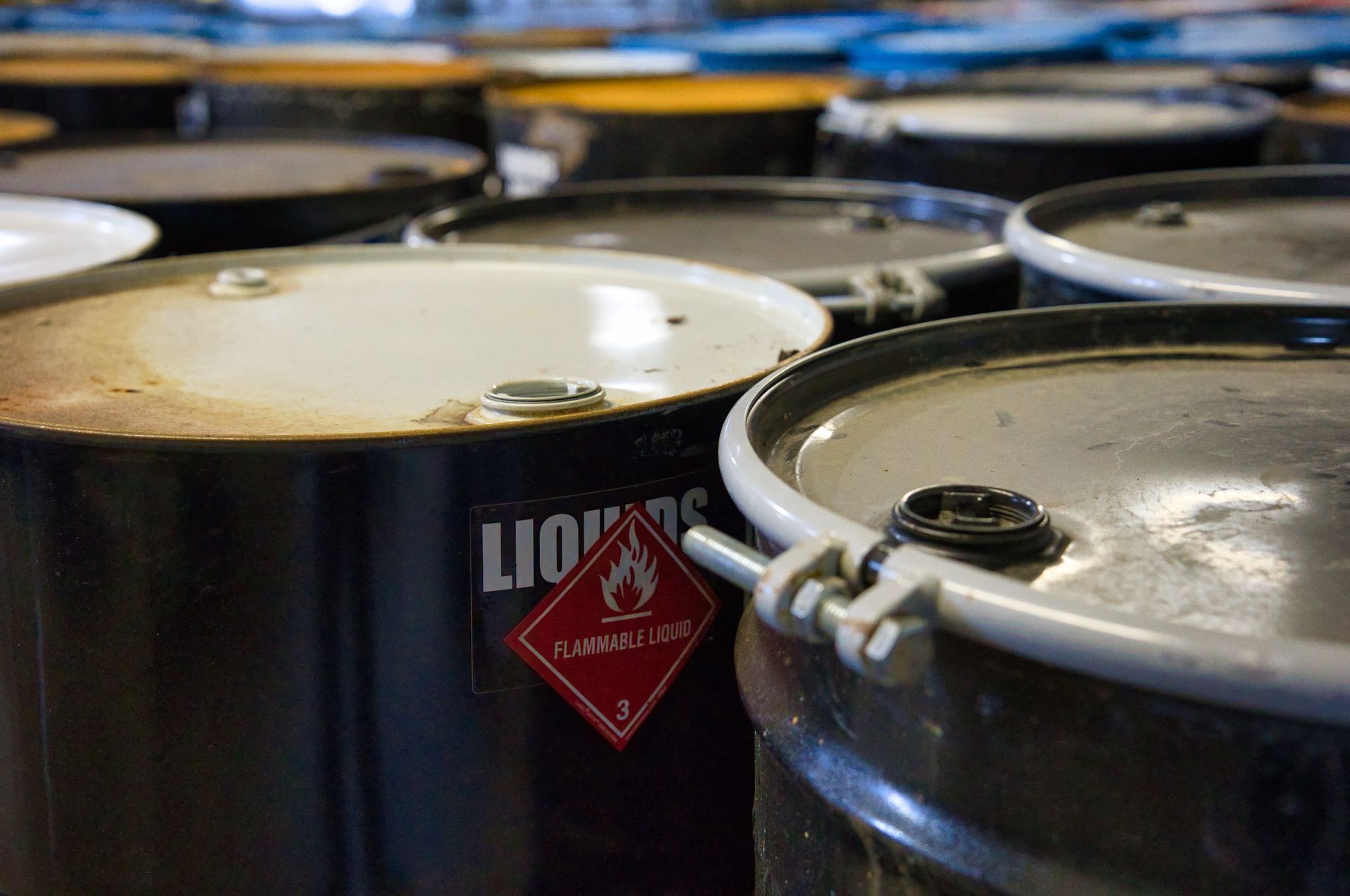 A bunch of barrels with the word liquors on them