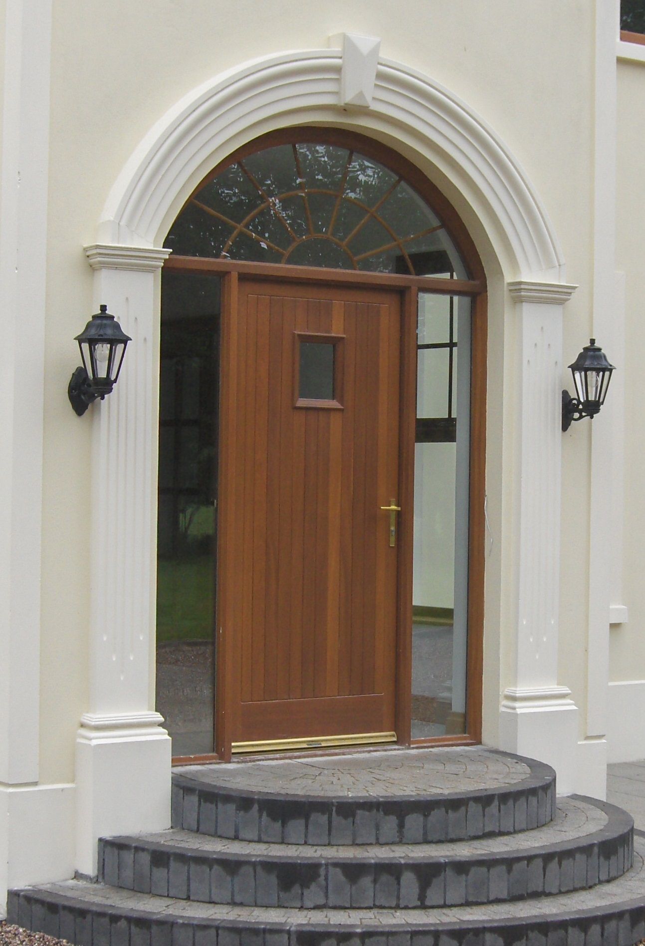 The front door of a house has the number 405 on it