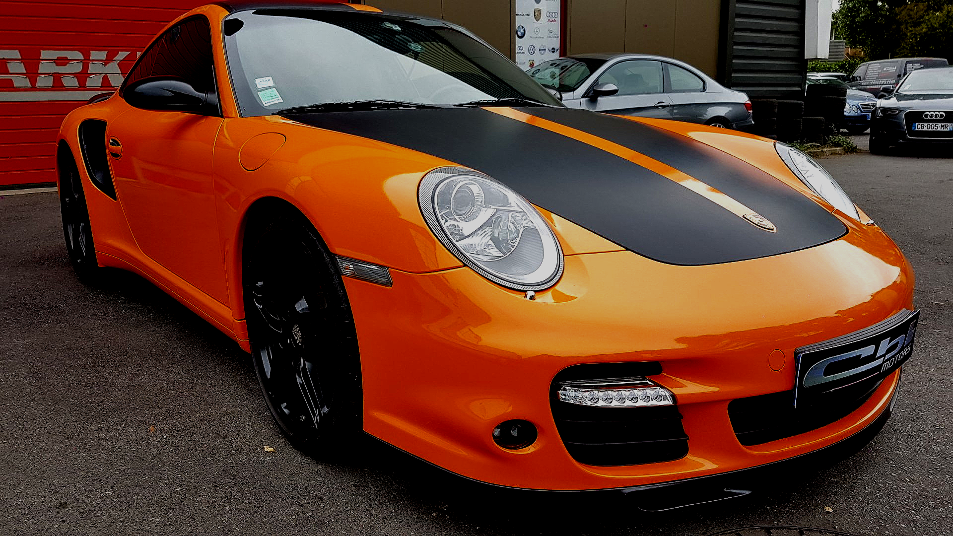 porsche 911 carrera covering CBL MOTORS