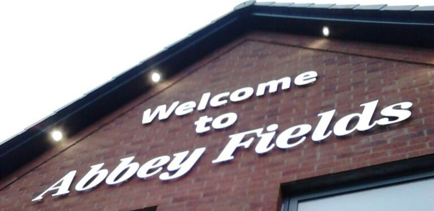 EXTERIOR SIGNS FOR BUSINESSES