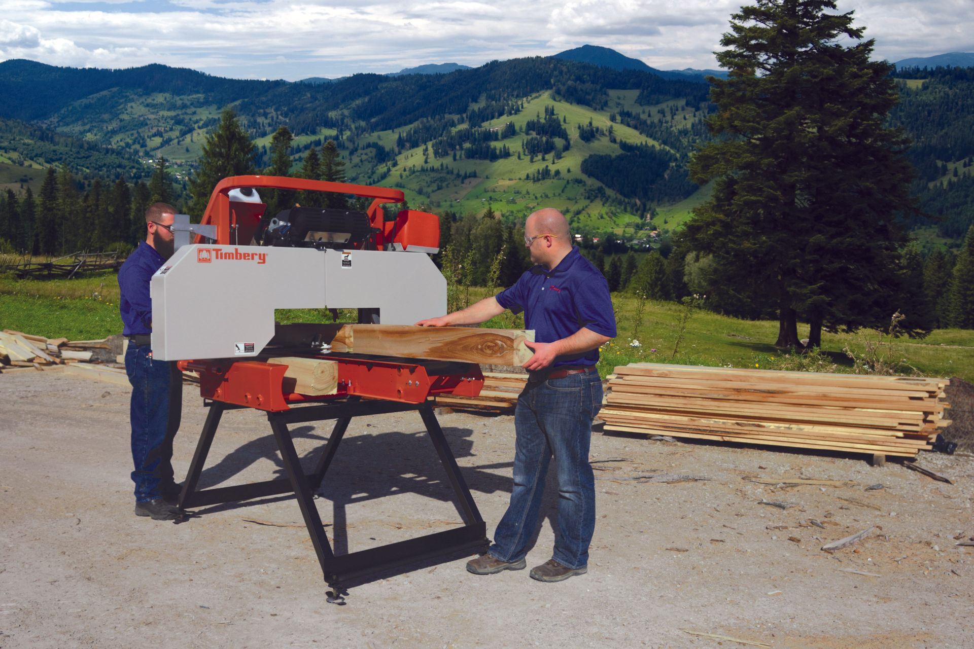 Two people using Timbery R200