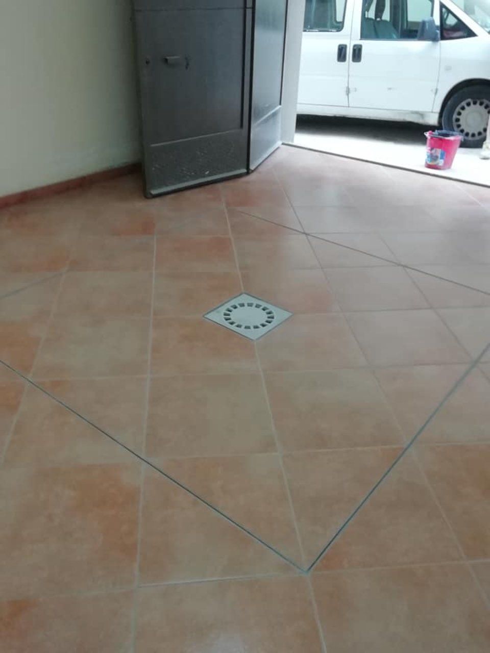 dettaglio pavimento esterno in cotto