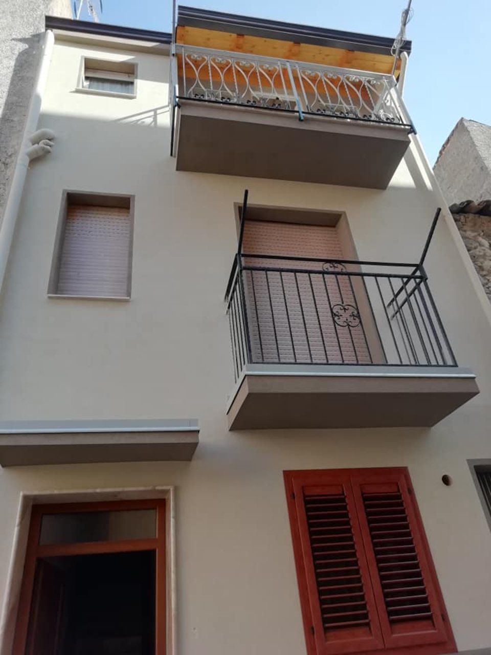 palazzina dopo ristrutturazione