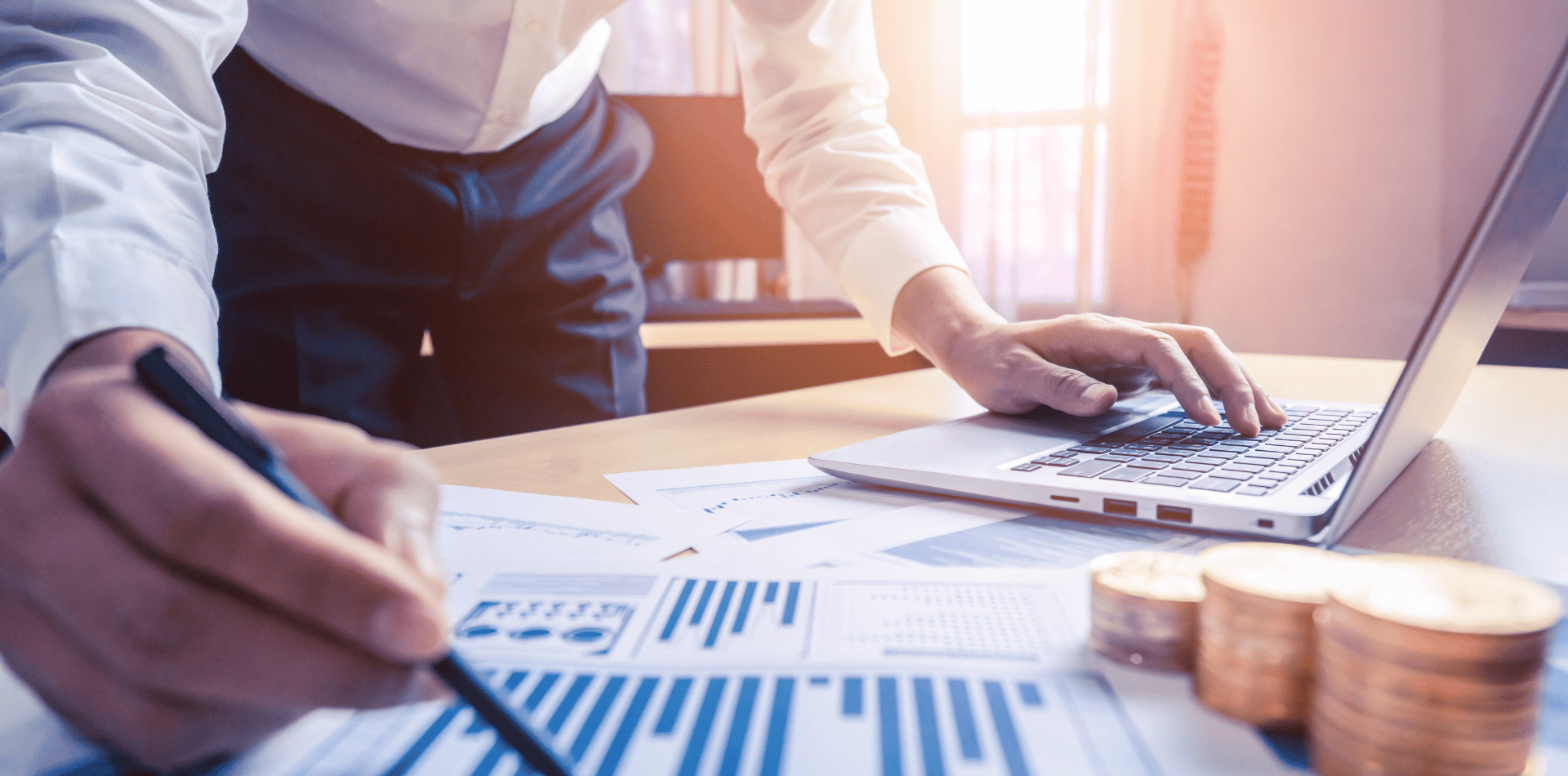 A man analysing stocks