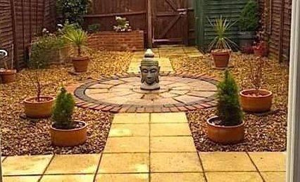 Garden area with aggregate